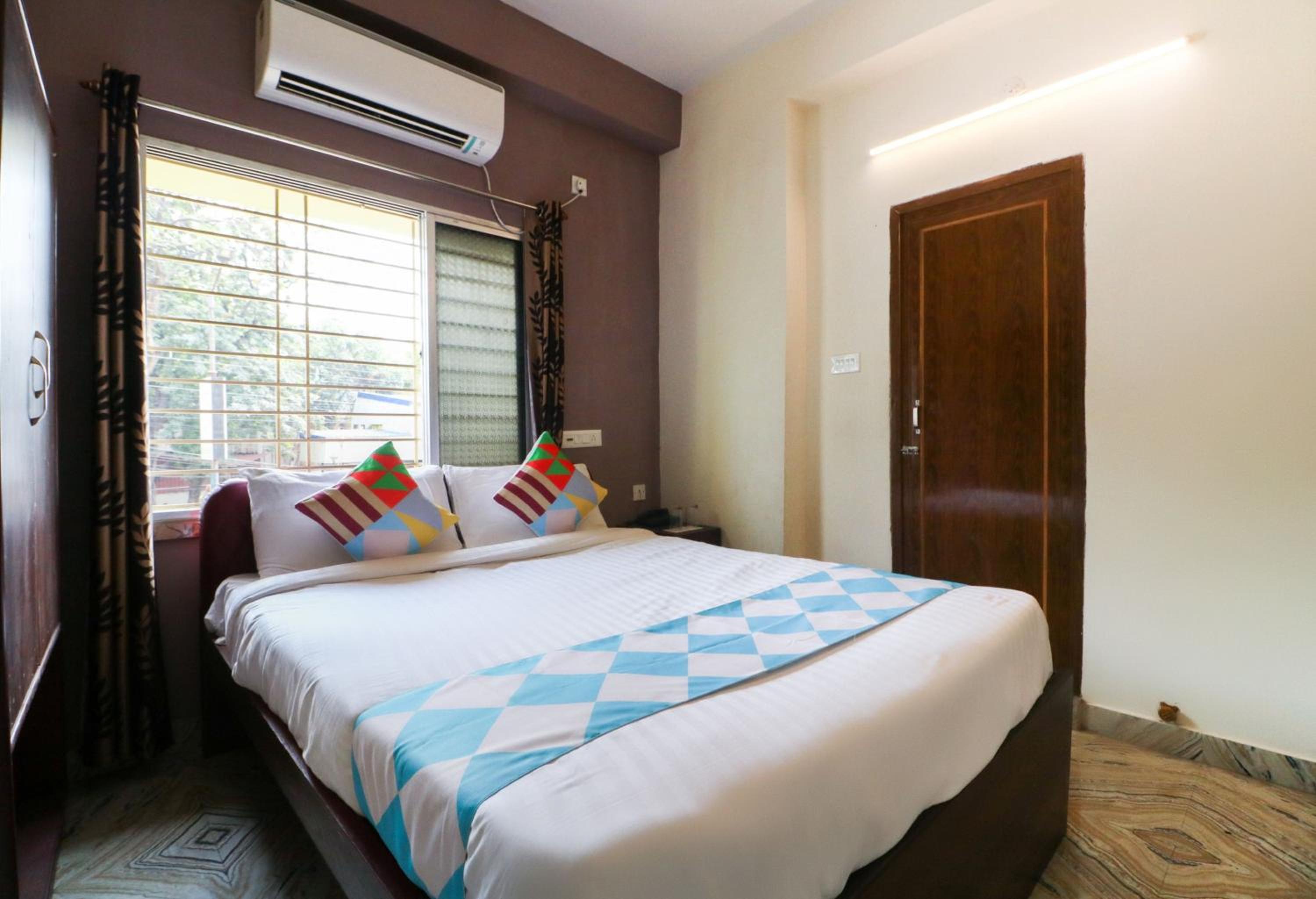 Standard Double Room - Photo 7