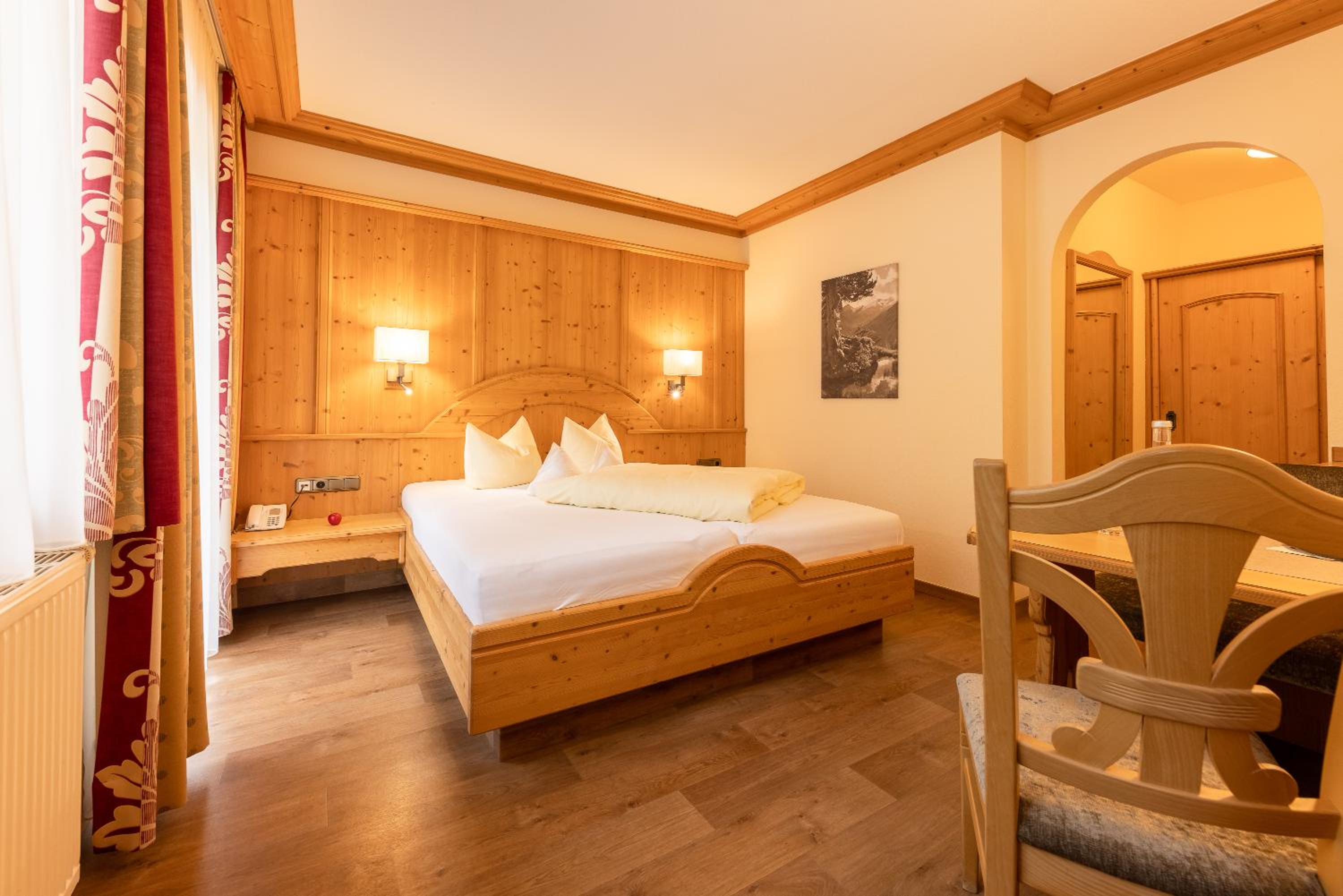 Economy Double Room photo 1