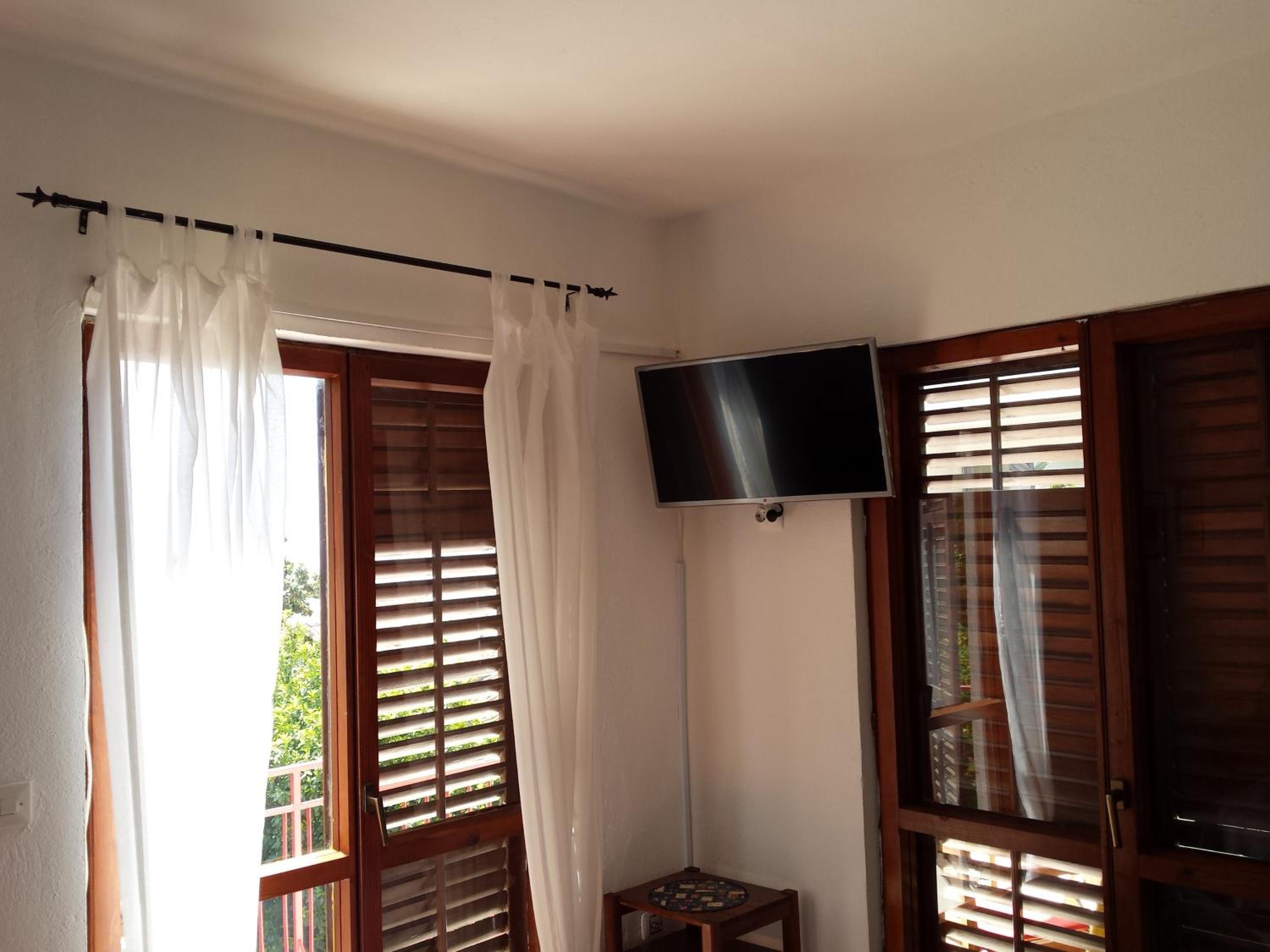 Studio with Terrace and Sea View
