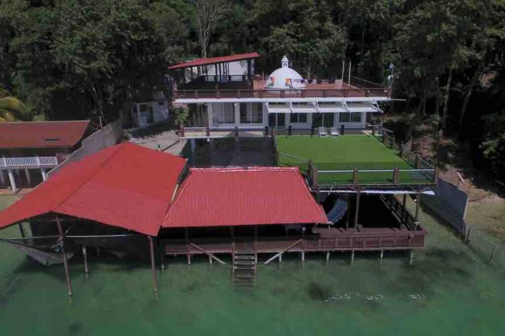 Villa photo 3