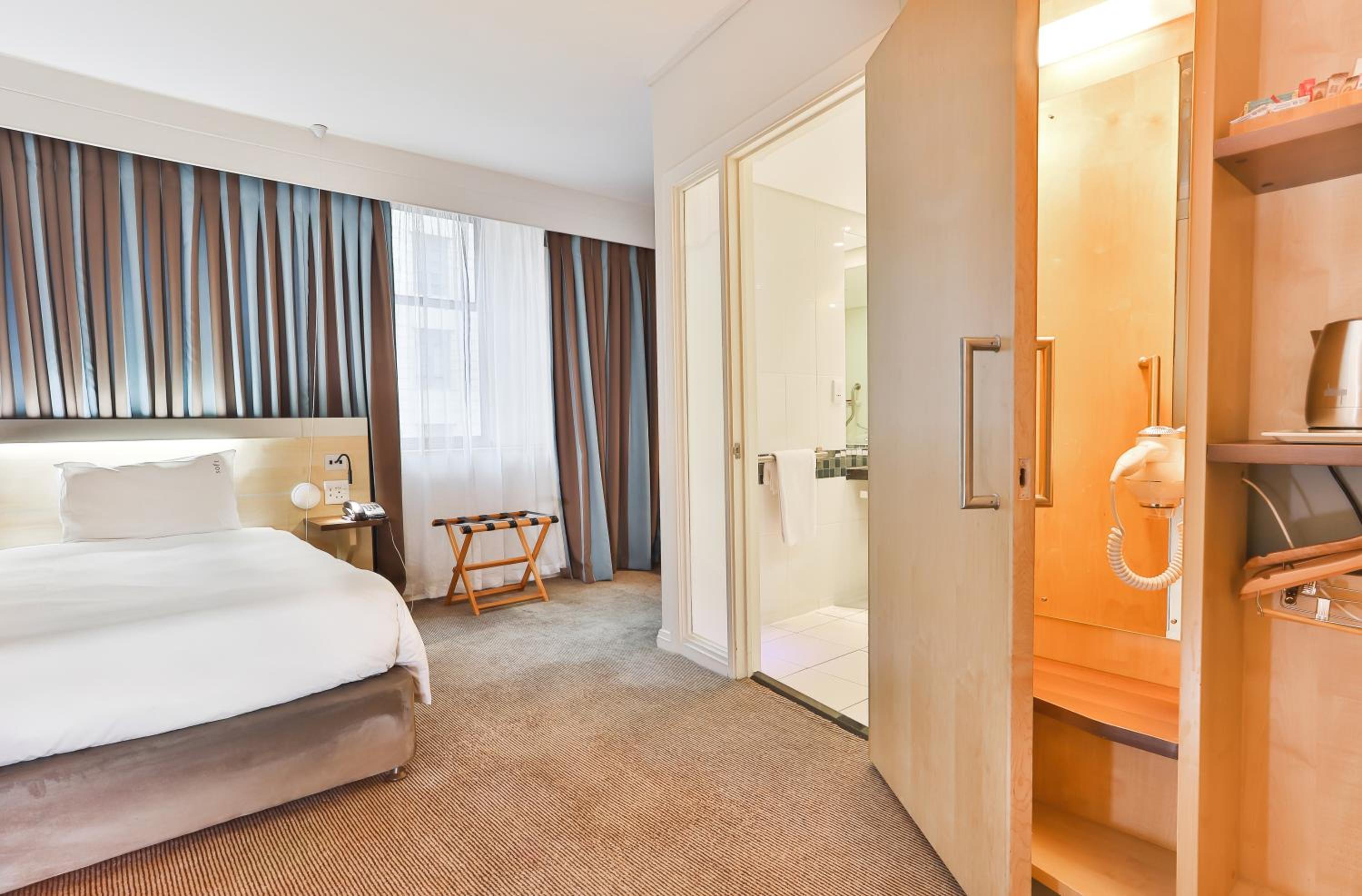 Standard Twin Room - Wheelchair Accessible/Smoking