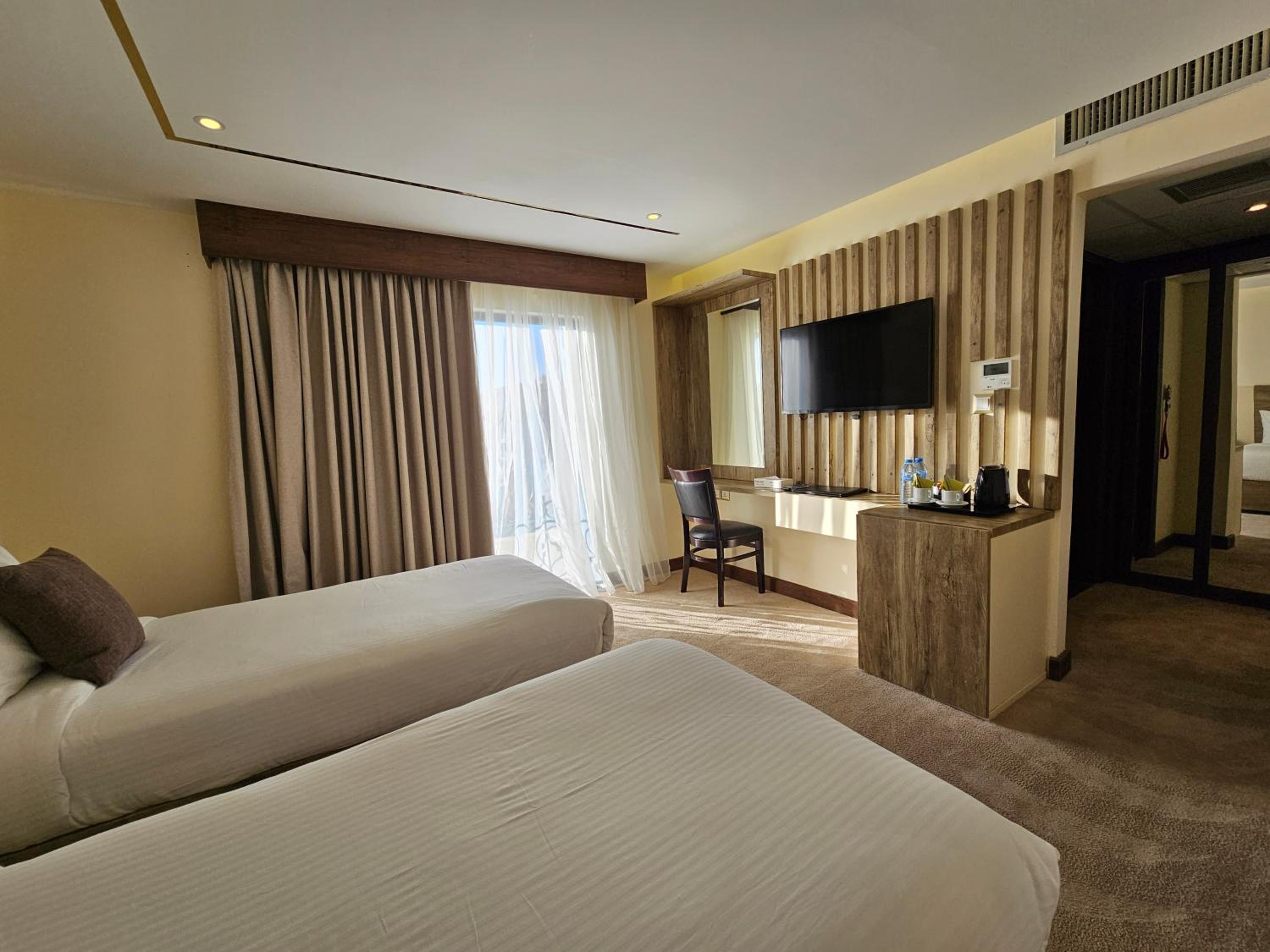 Single Room photo 2