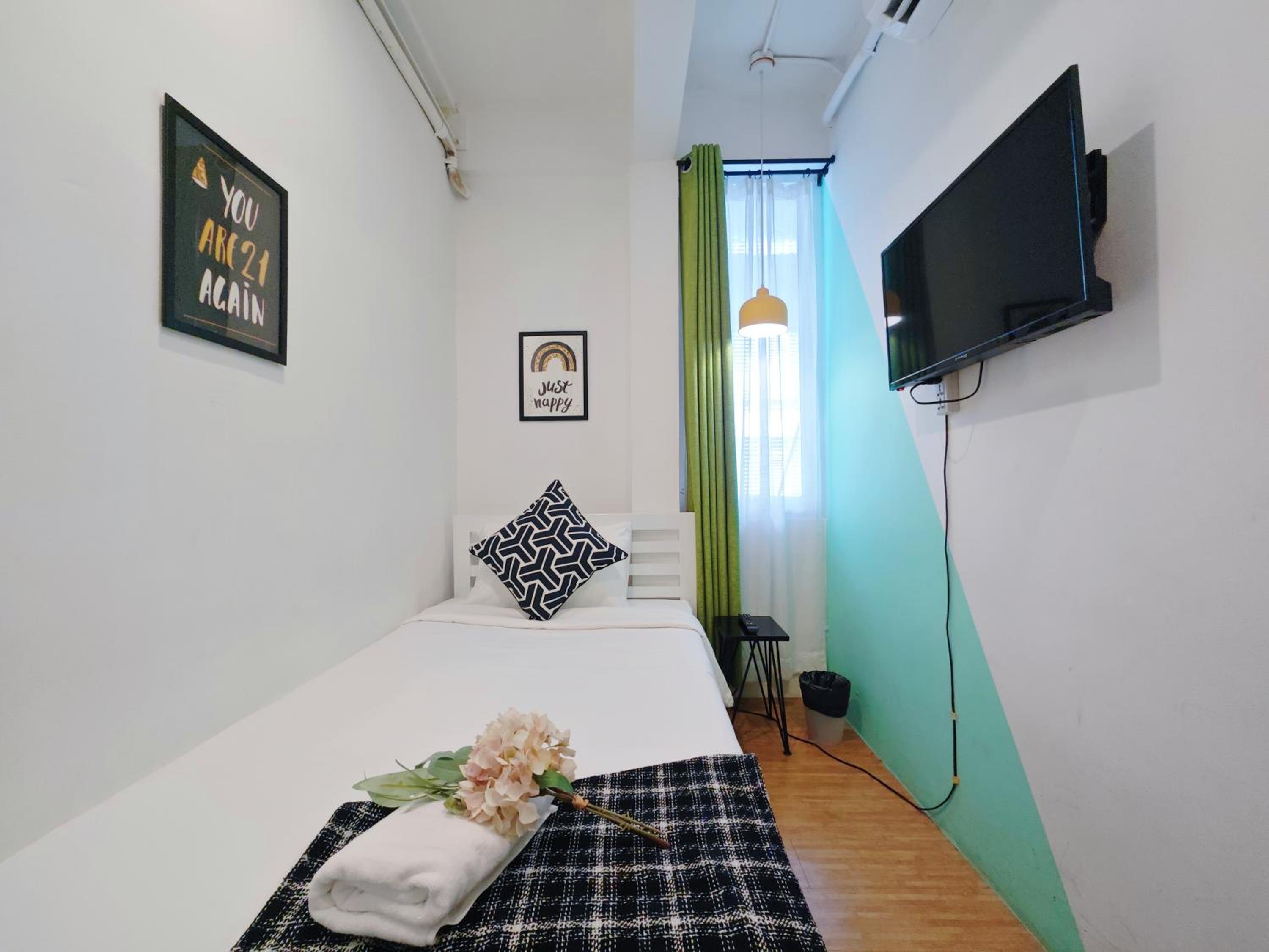 Single Room with Shared Shower and Toilet