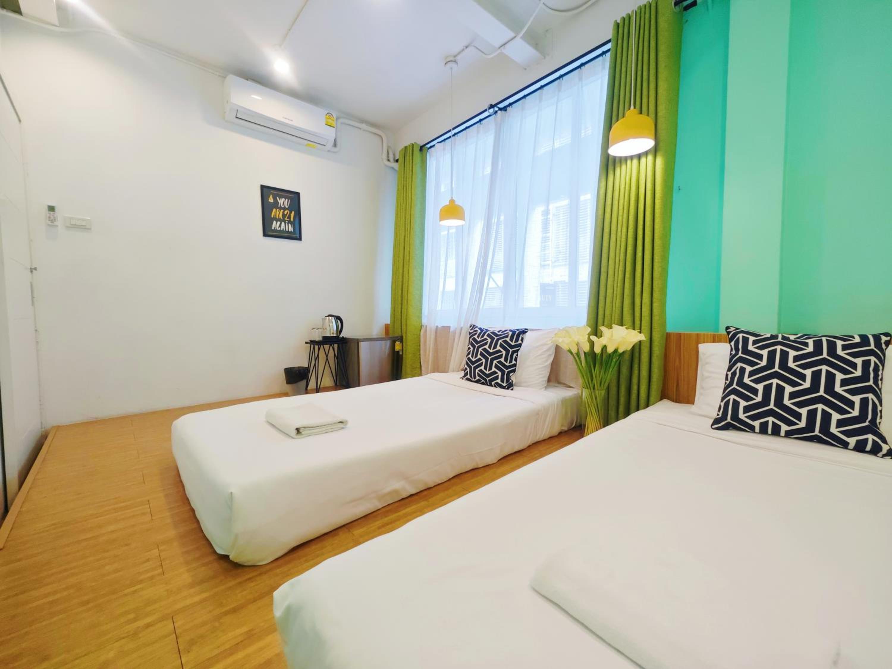 Standard Twin Room photo 2