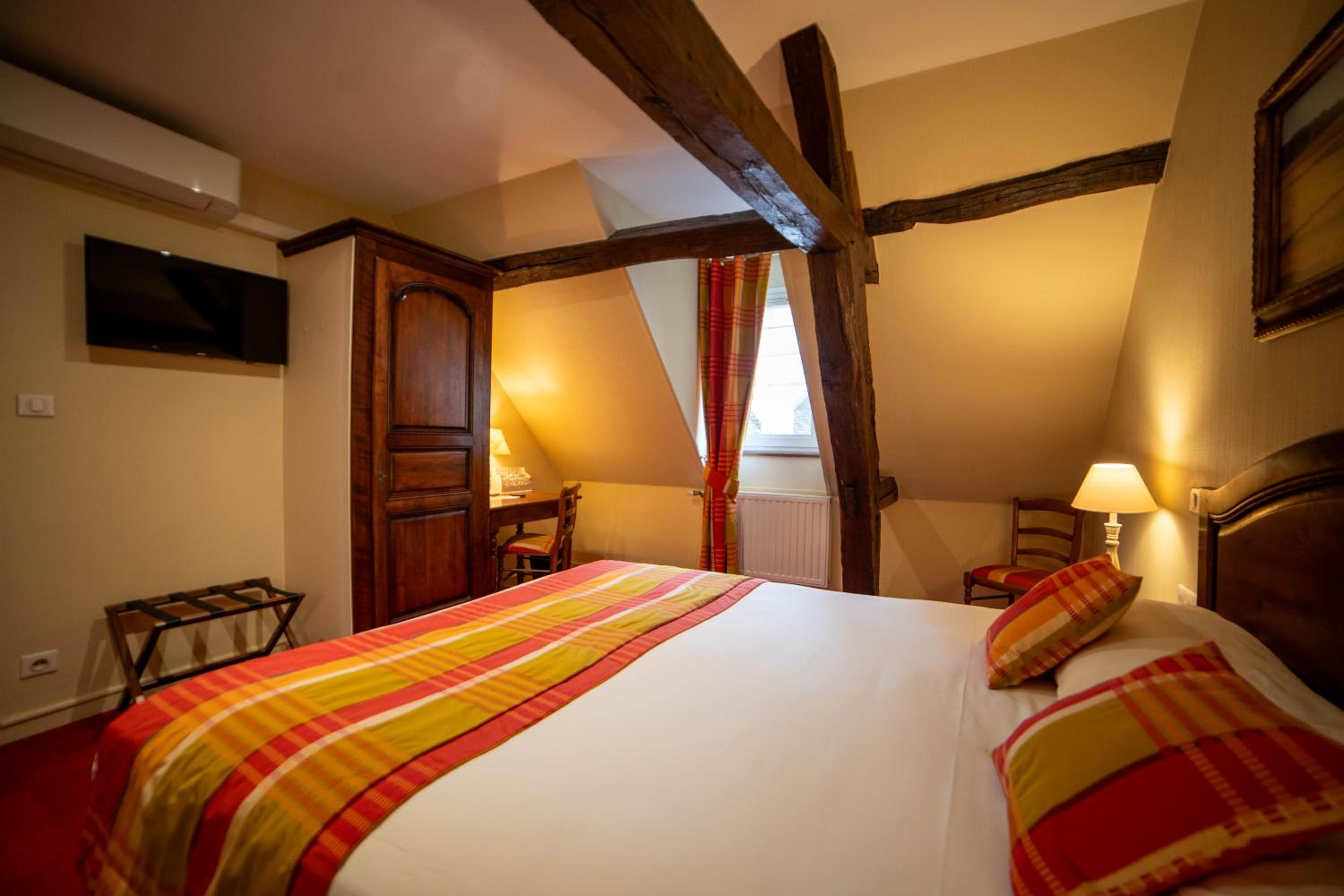 Superior Double Room - Photo 4