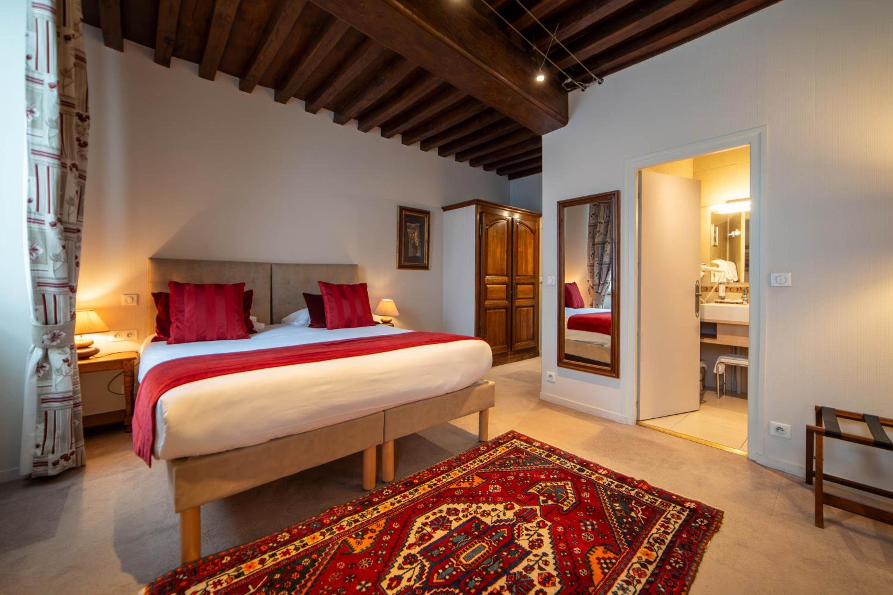 Superior Double Room - Photo 1