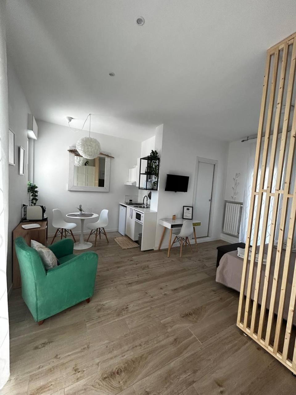 One-Bedroom House photo 3
