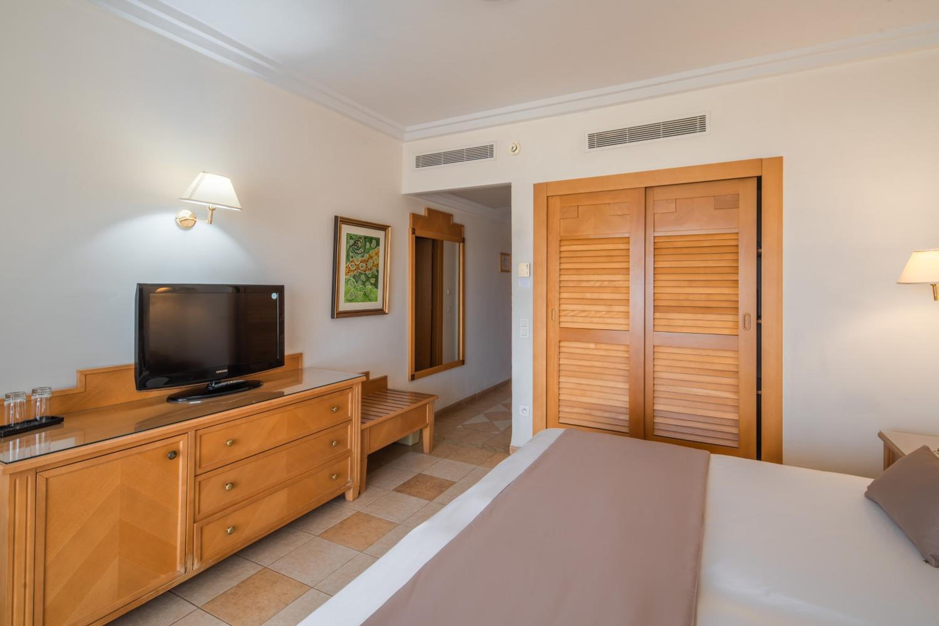 Double Room - Photo 1