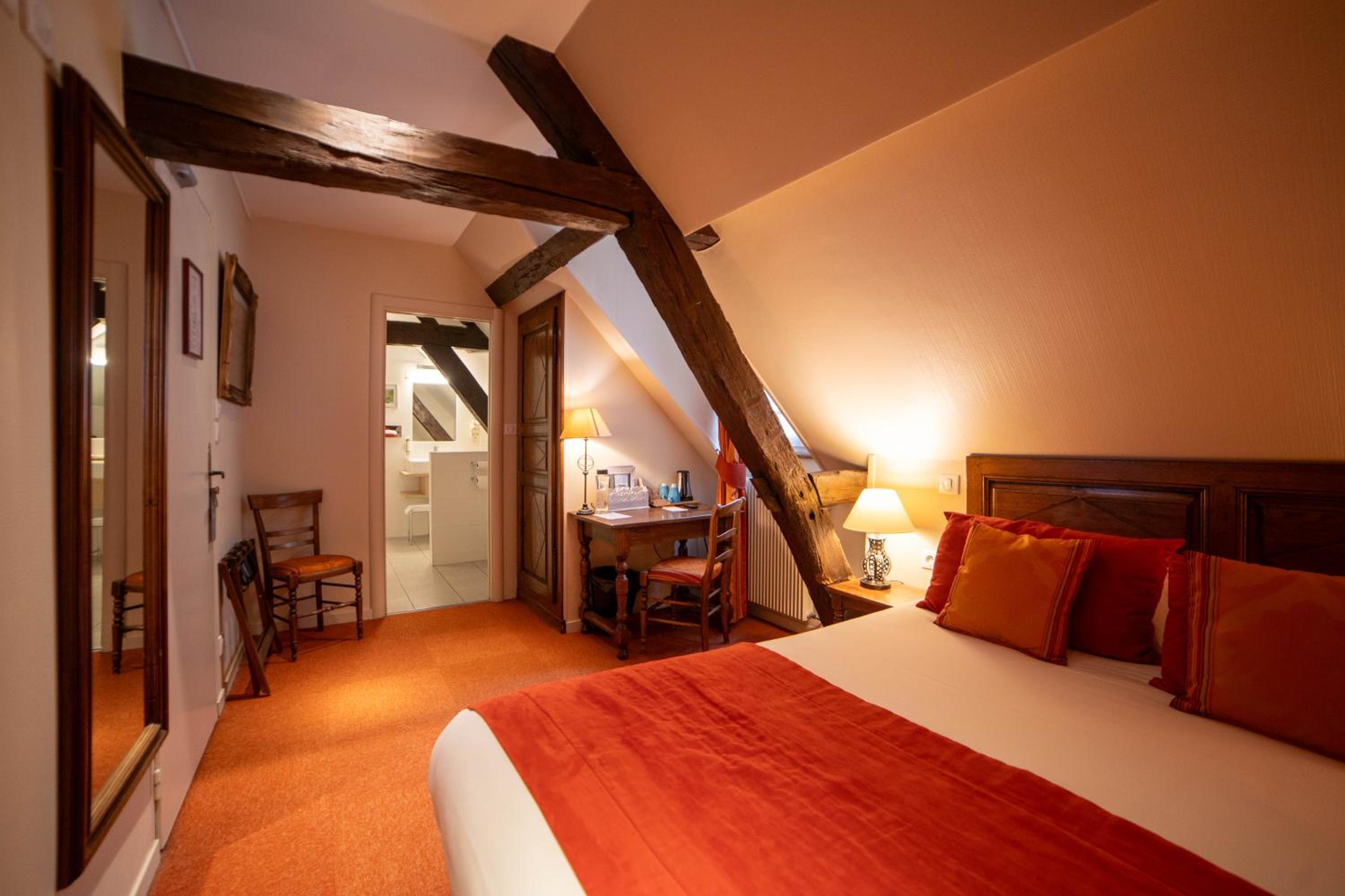 Classic Double Room - Photo 2