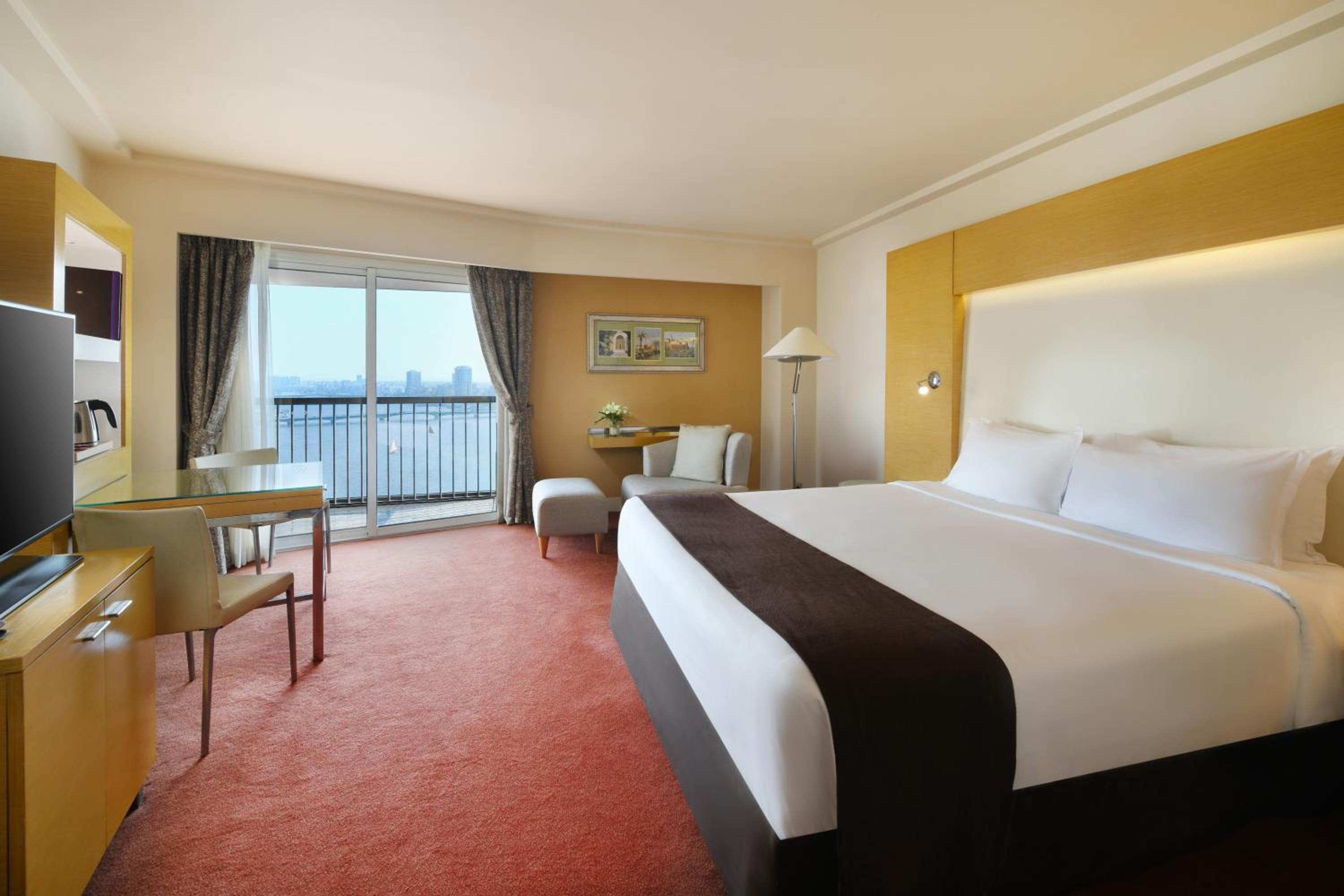 Luxury King Room with Nile View