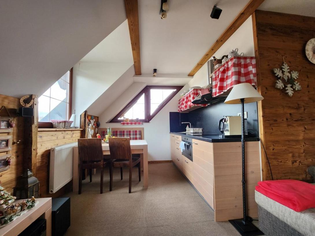 Two Bedroom Deluxe Apartment with Mountain View in Main Hotel Building photo 3