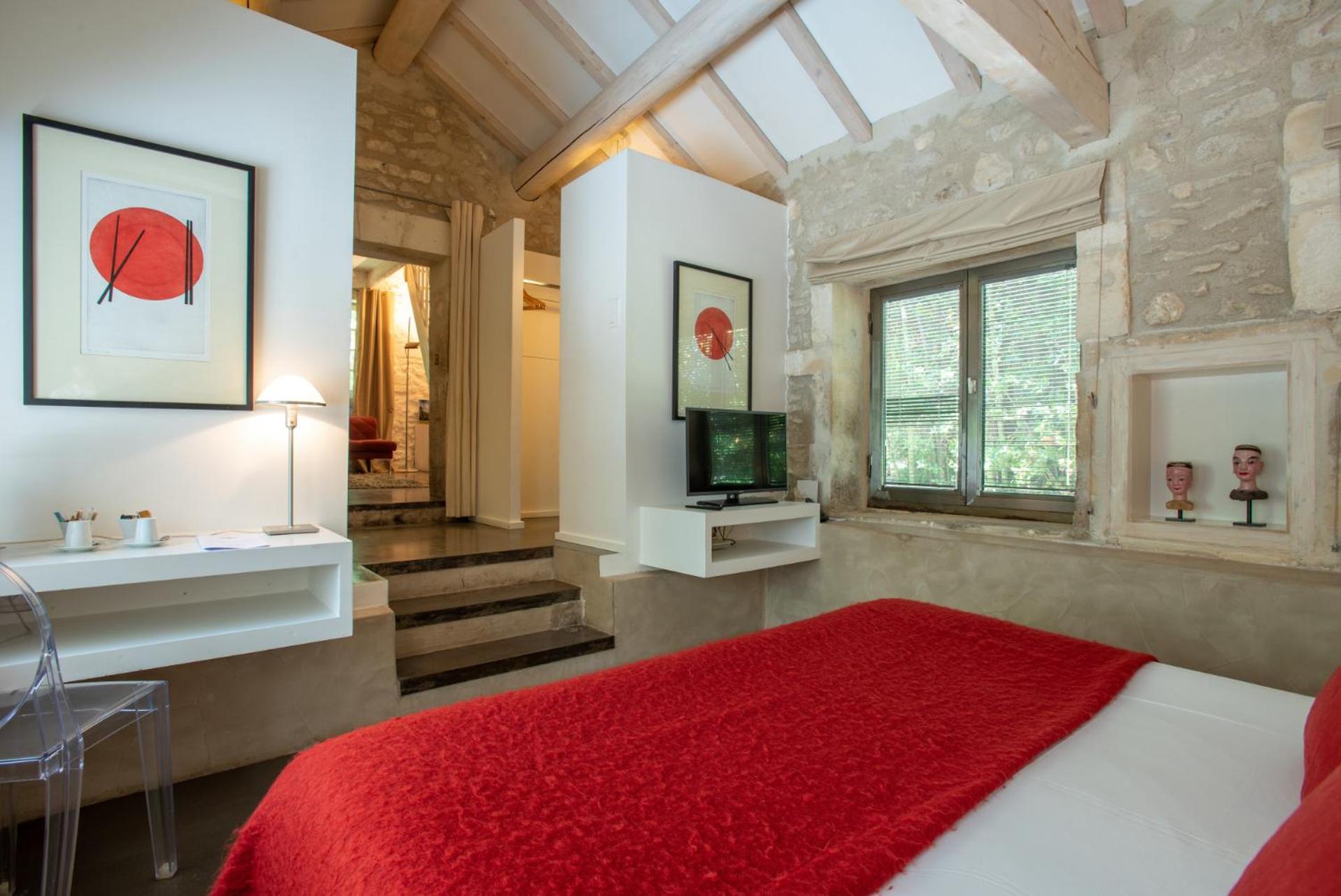 Chambre Familiale avec Terrasse Chambre Familiale avec Terrasse