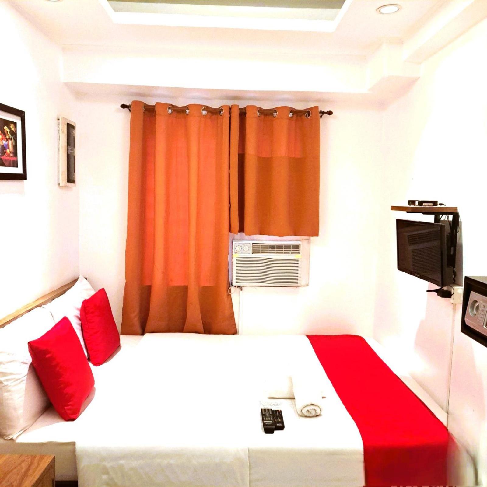 Standard Double Room - Photo 3