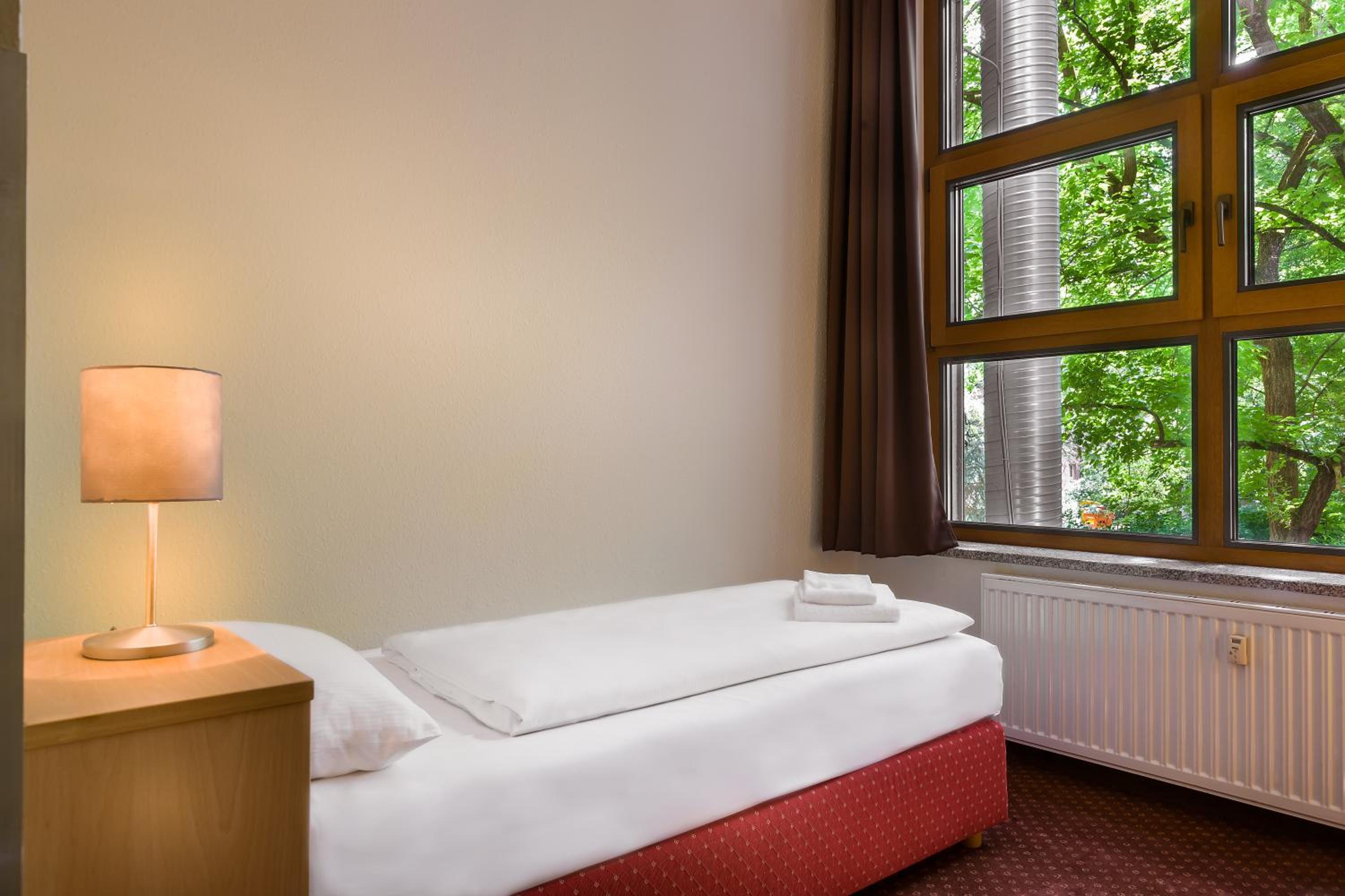 Economy Single Room