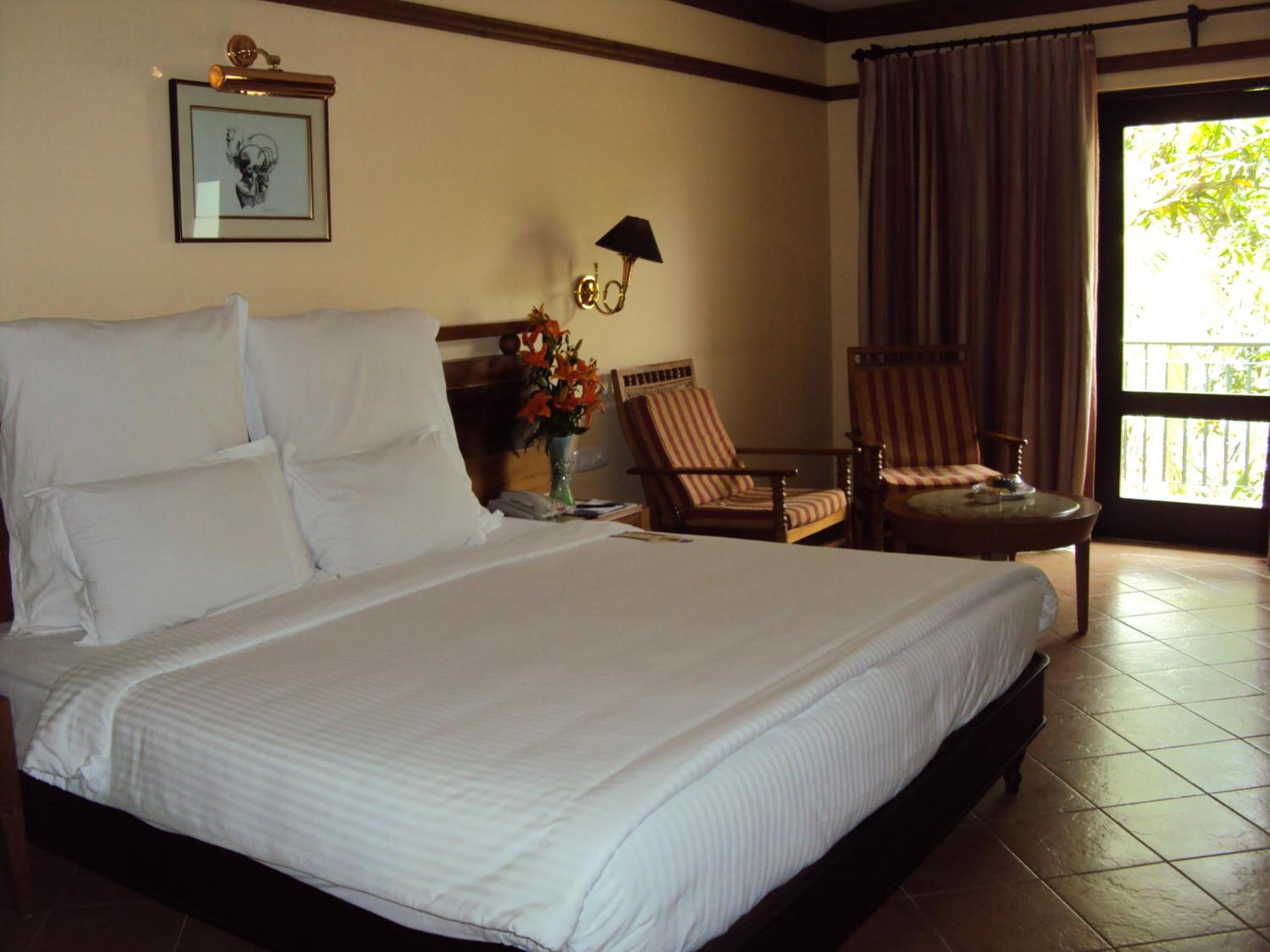 Deluxe River View - Free Wifi - Photo 3