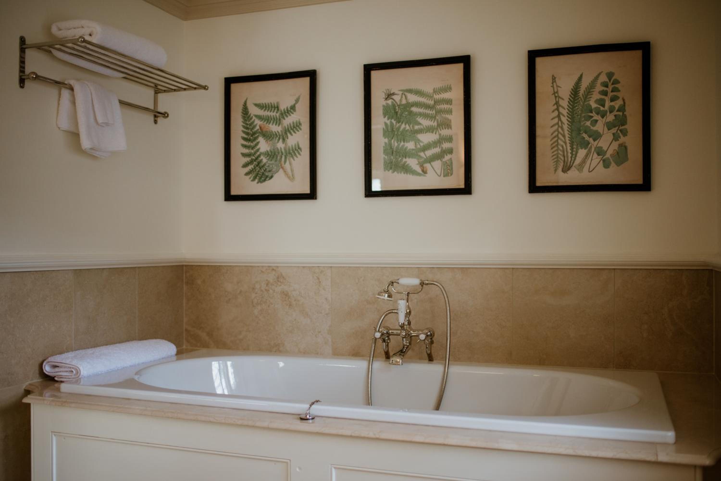 Mews Junior Suite - Photo 6