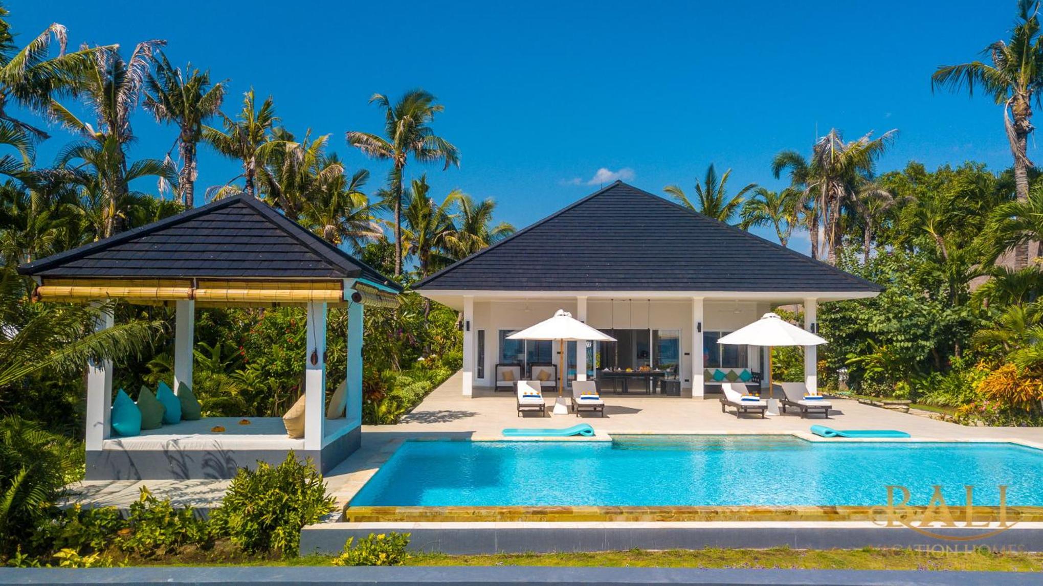 Villa - Beach Front photo 2