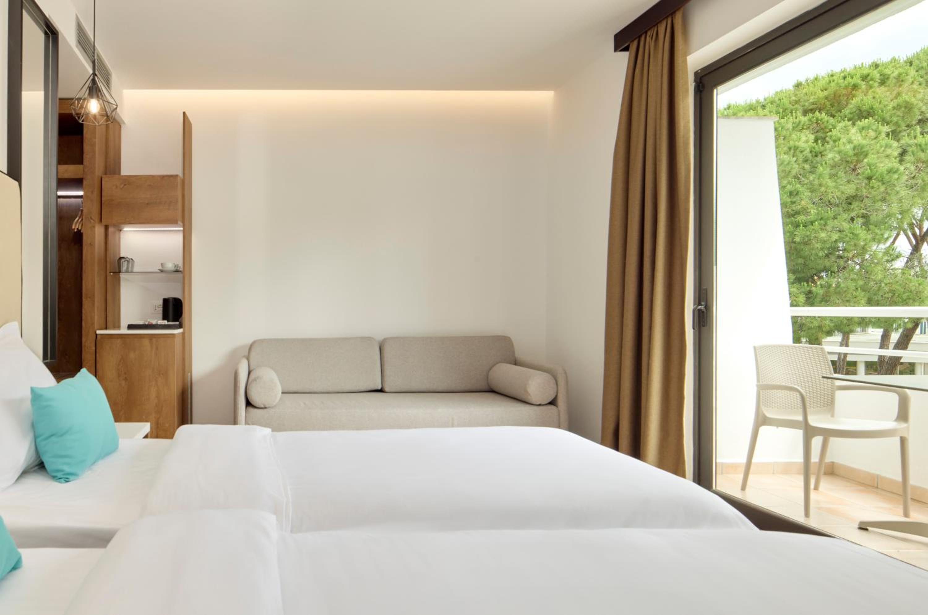 Sol Room