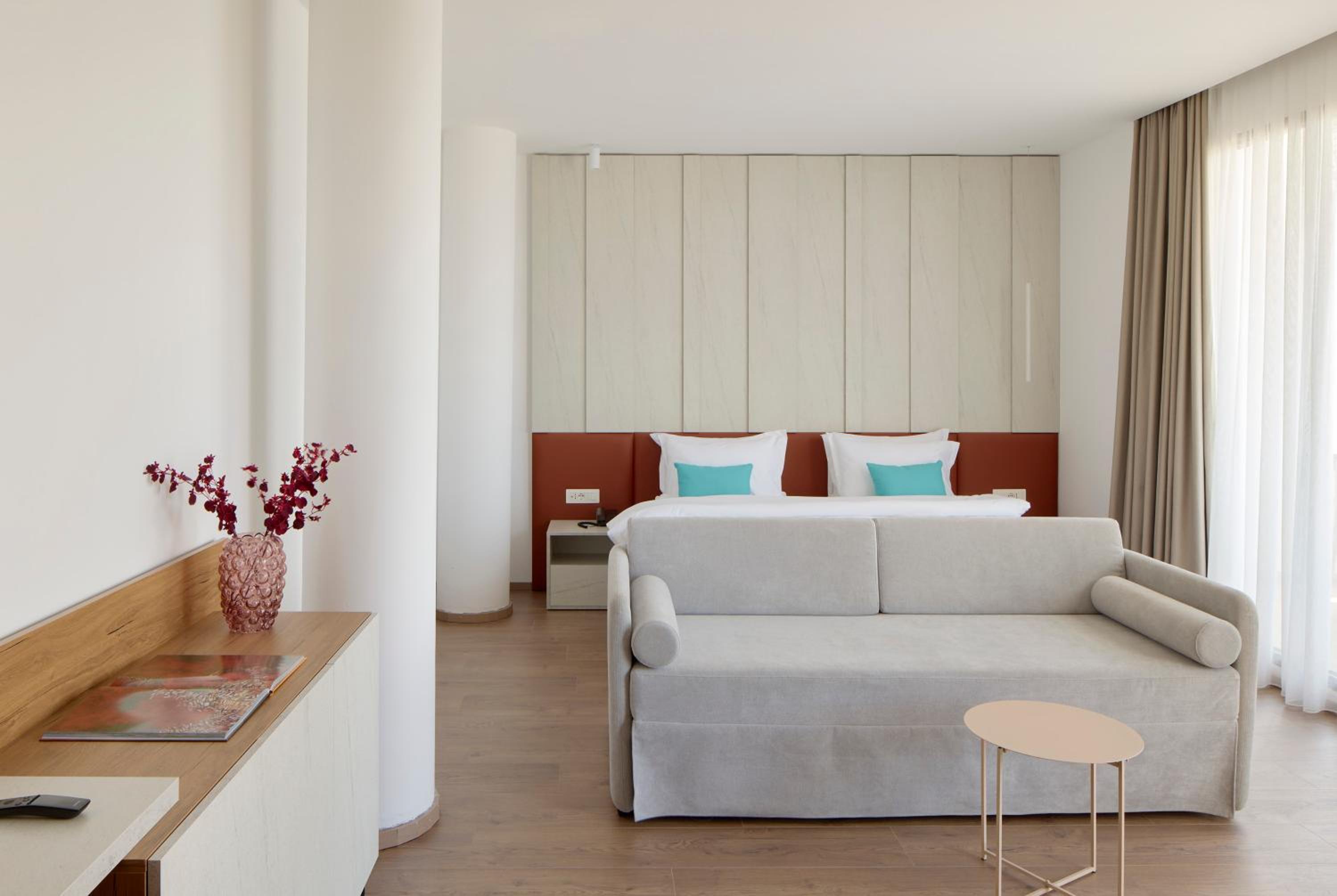 Junior Suite Sea View with Balcony (2 Adults +2 Children)