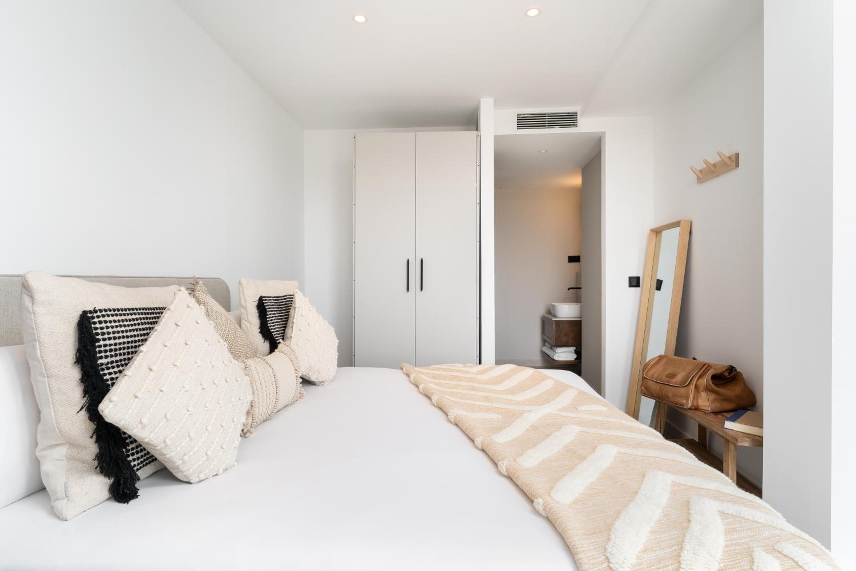One Bedroom Apartment with Large Terrace photo 2
