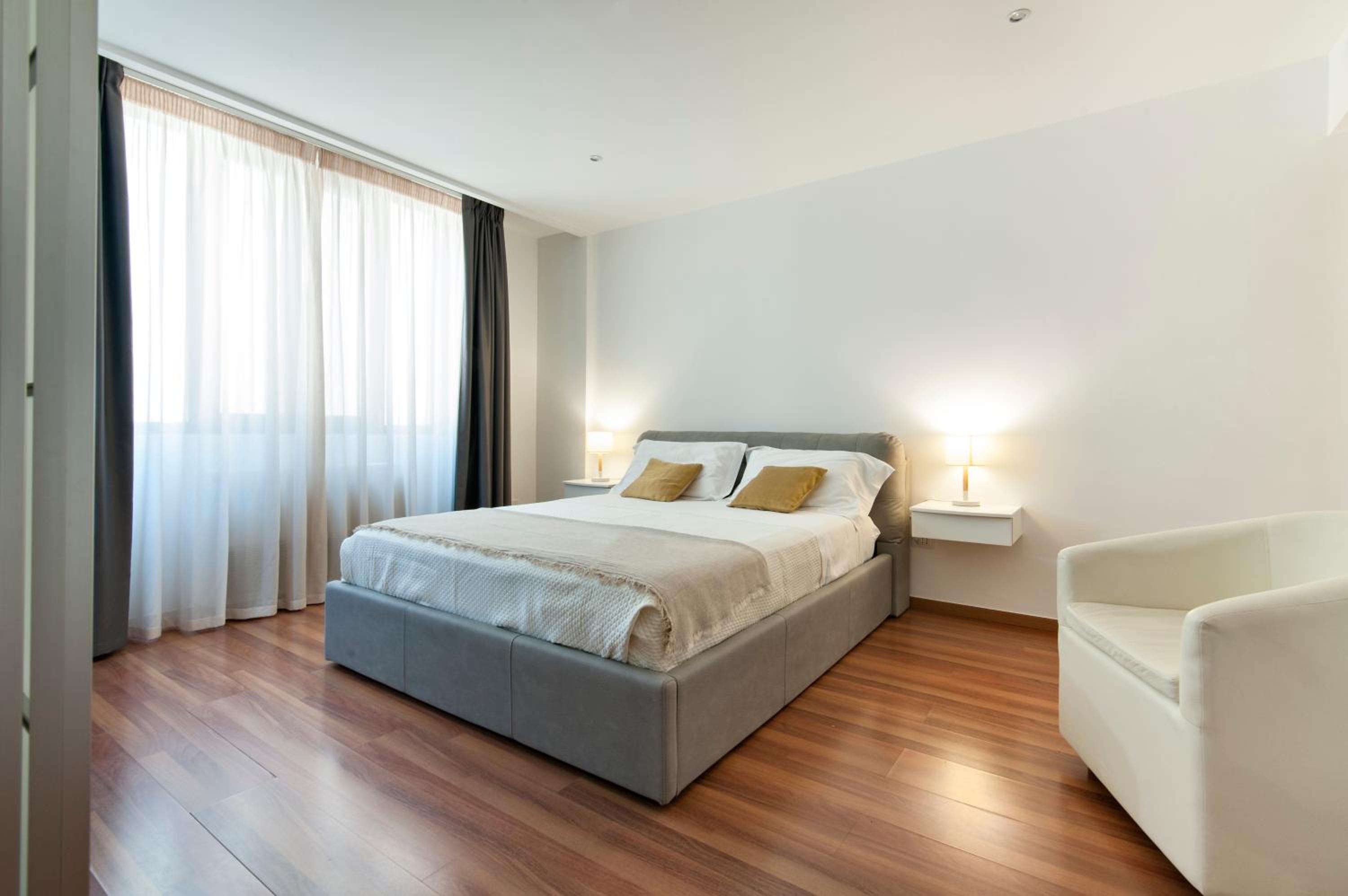 Deluxe Junior Suite - Photo 7