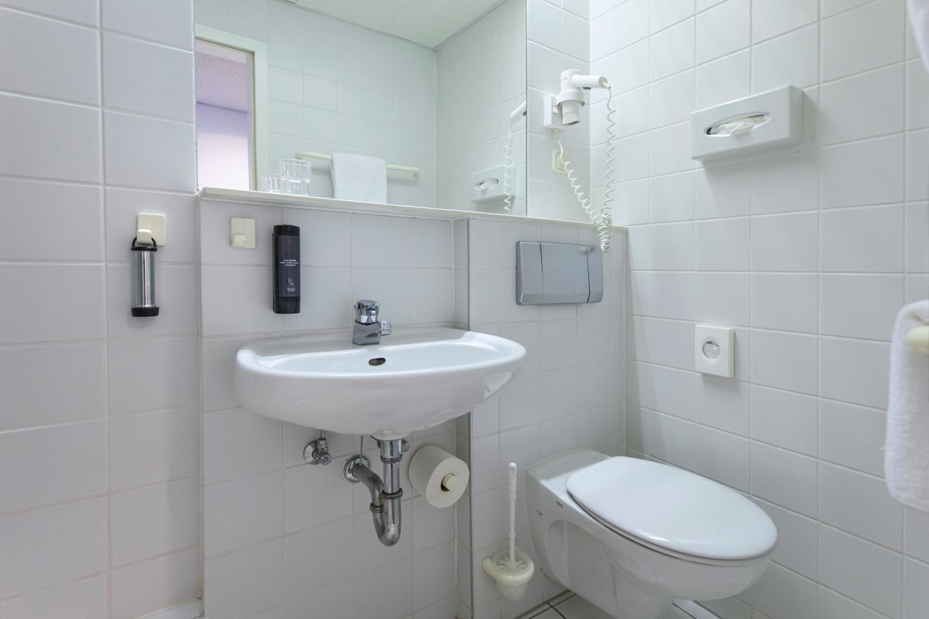 Single Room photo 3