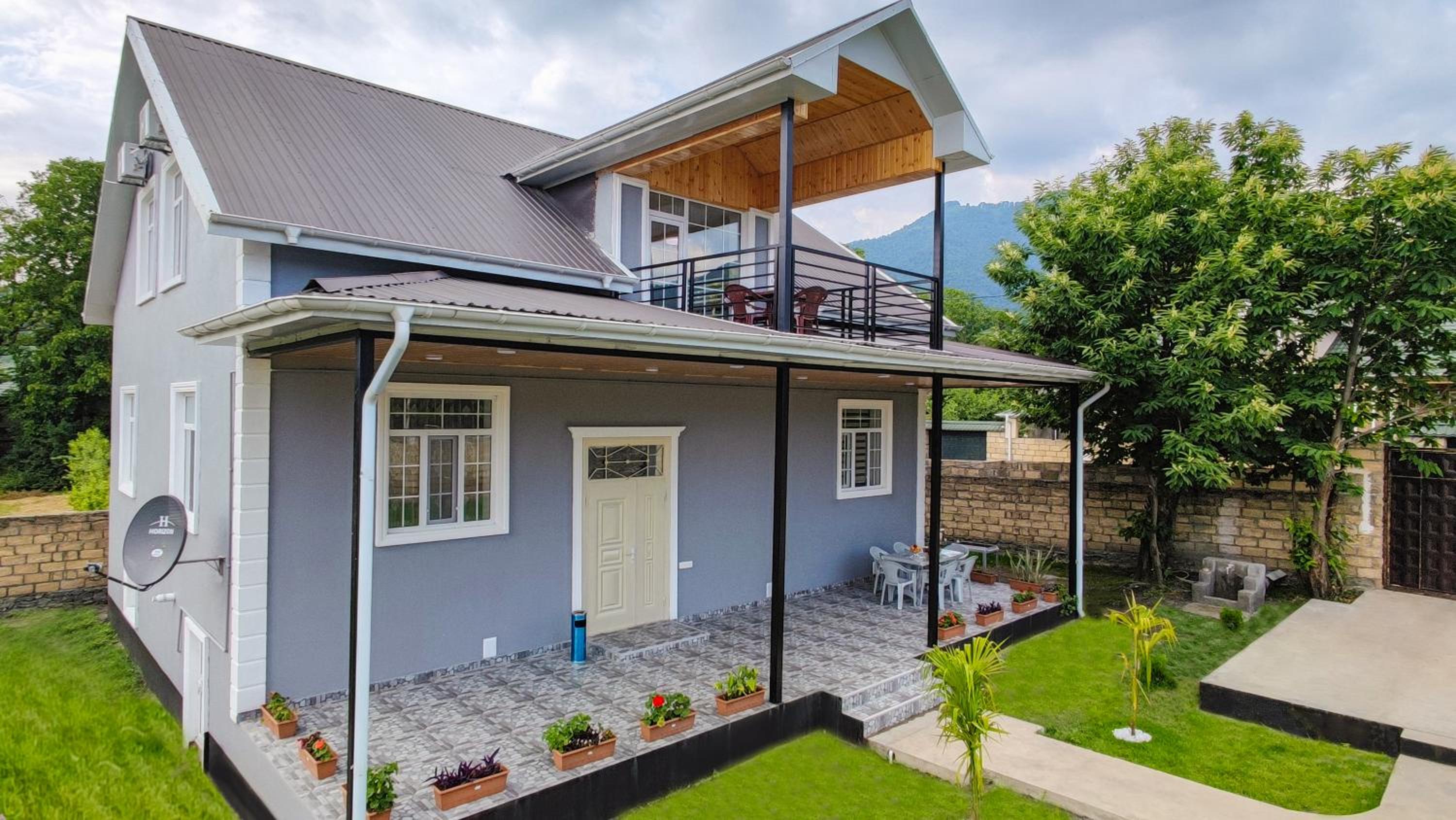 Villa photo 1
