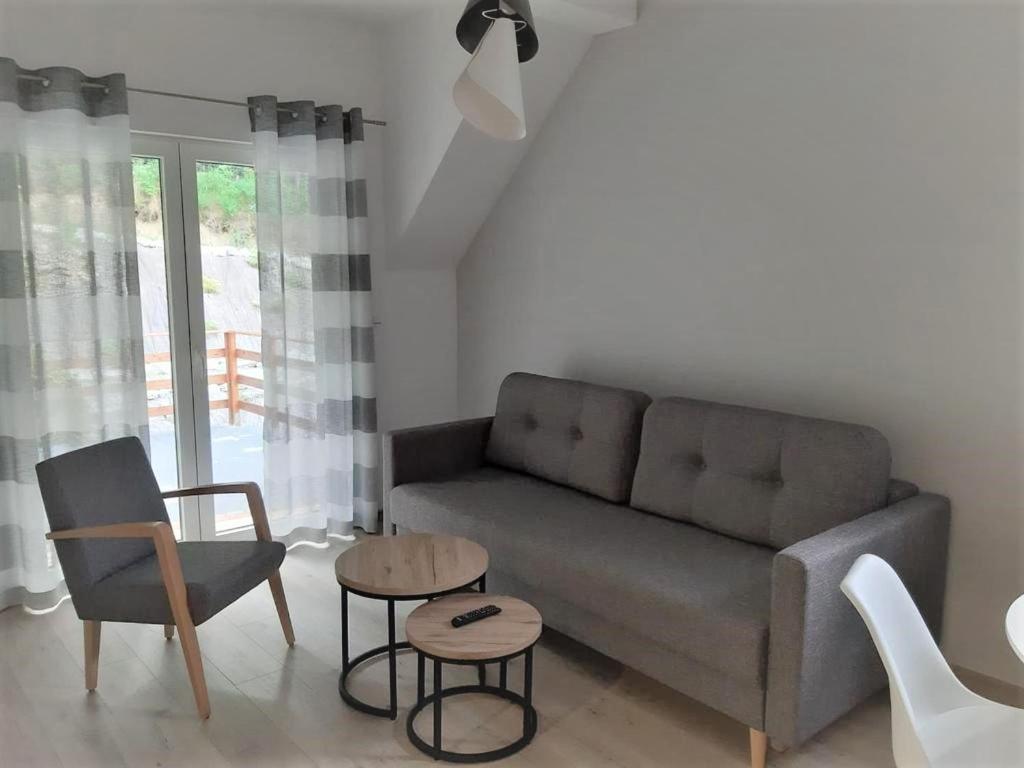 One-Bedroom Apartment photo 3