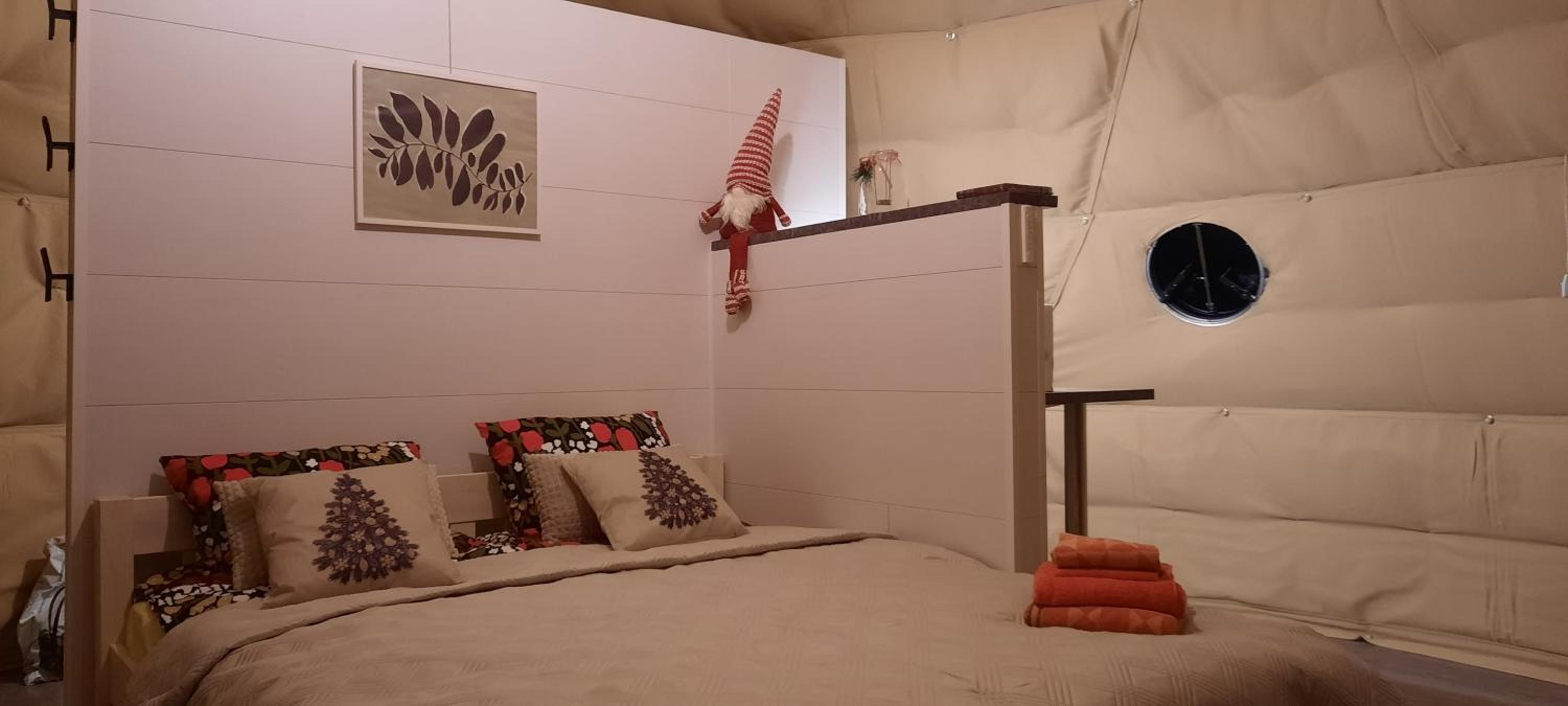 Tent photo 1