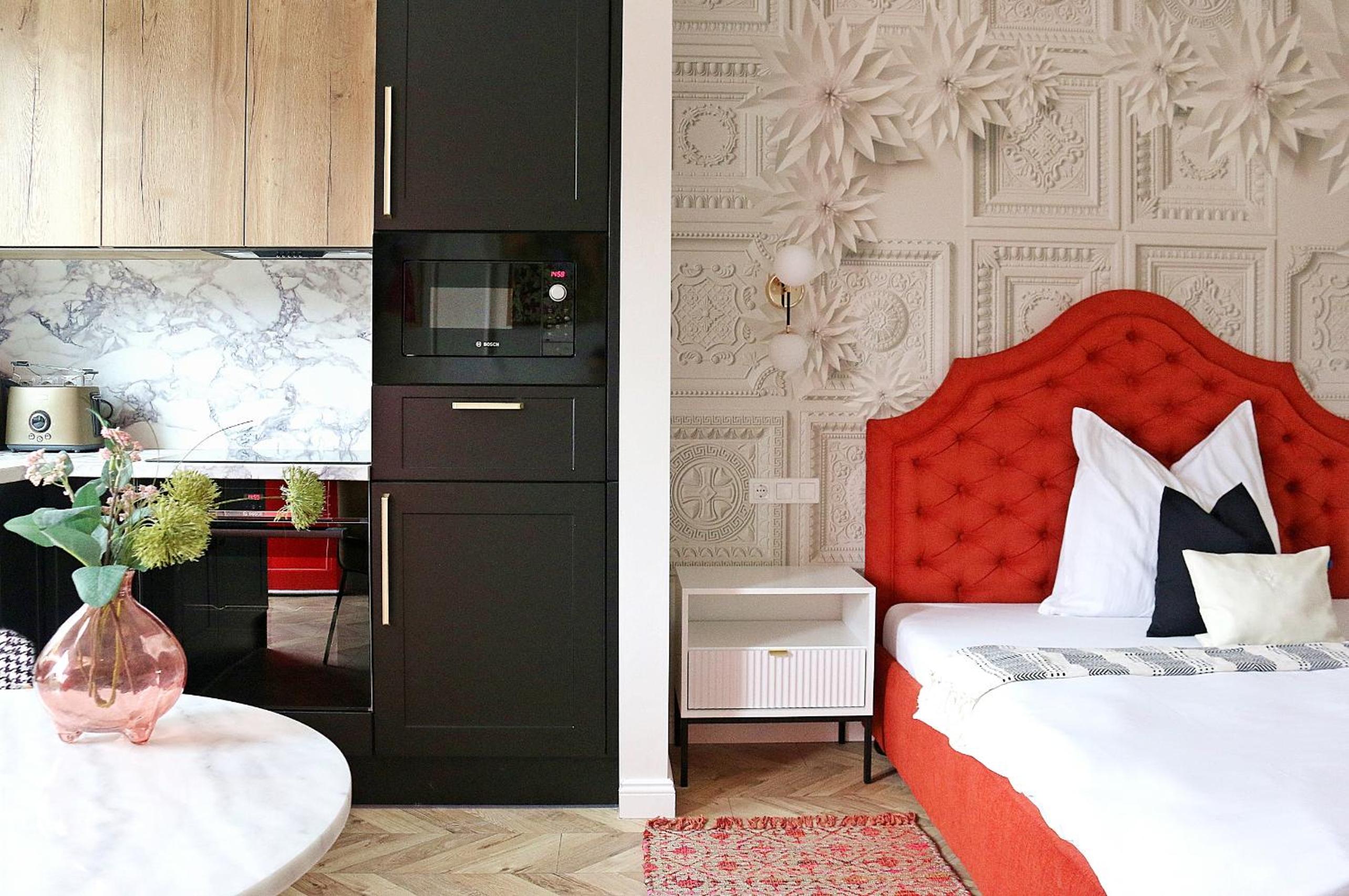 One-Bedroom Apartment - Photo 15