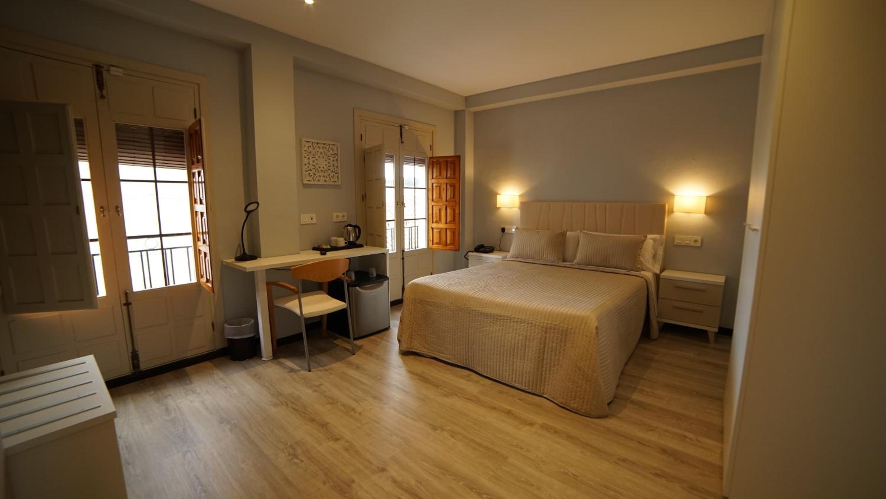 Superior Double Room - Photo 1
