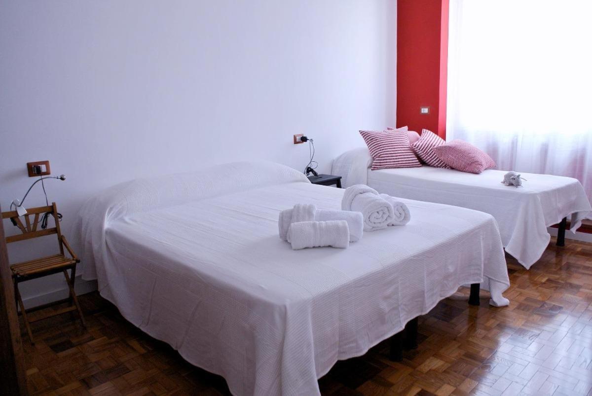 Triple Room with Private Bathroom photo 3