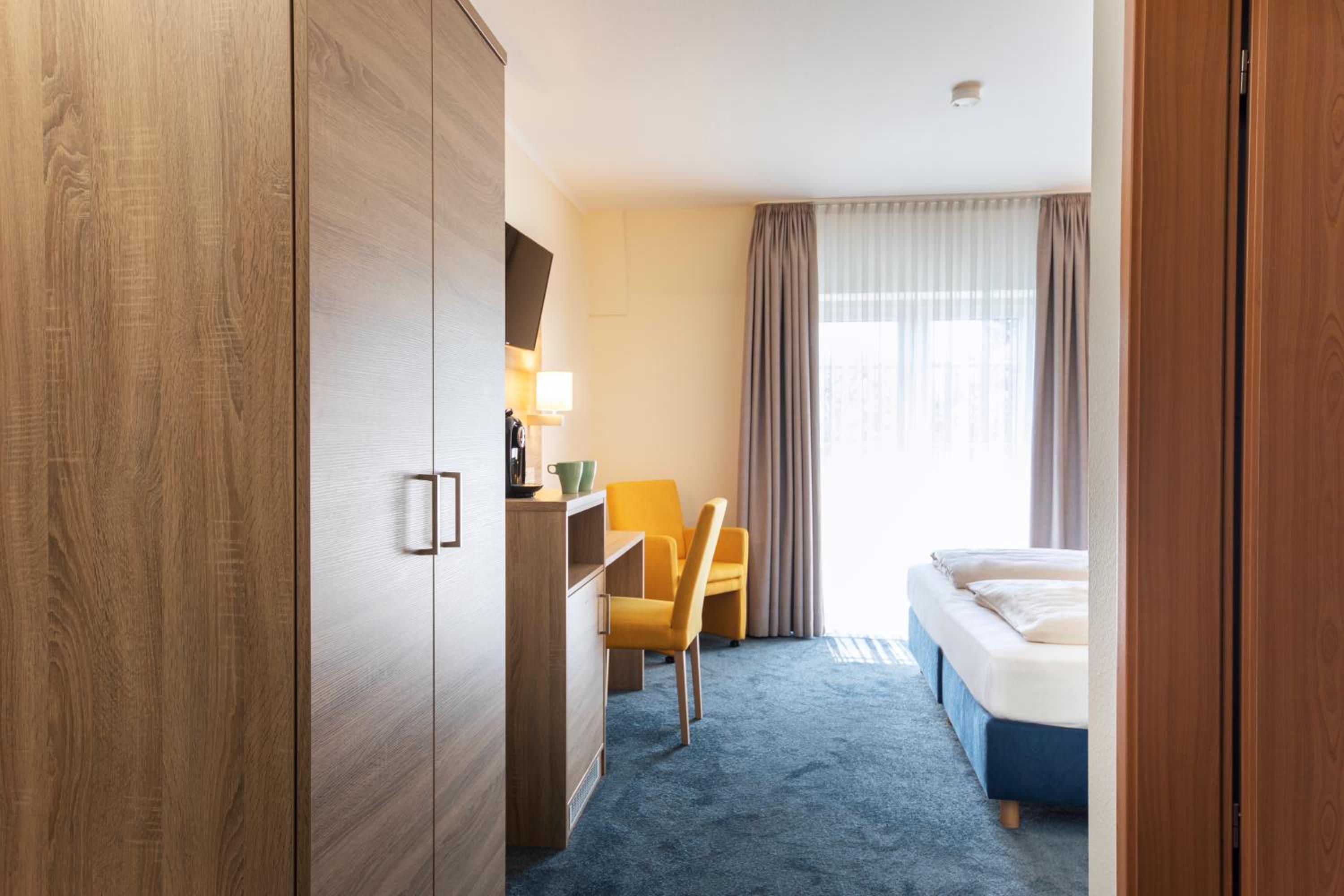 Superior Twin Room photo 2