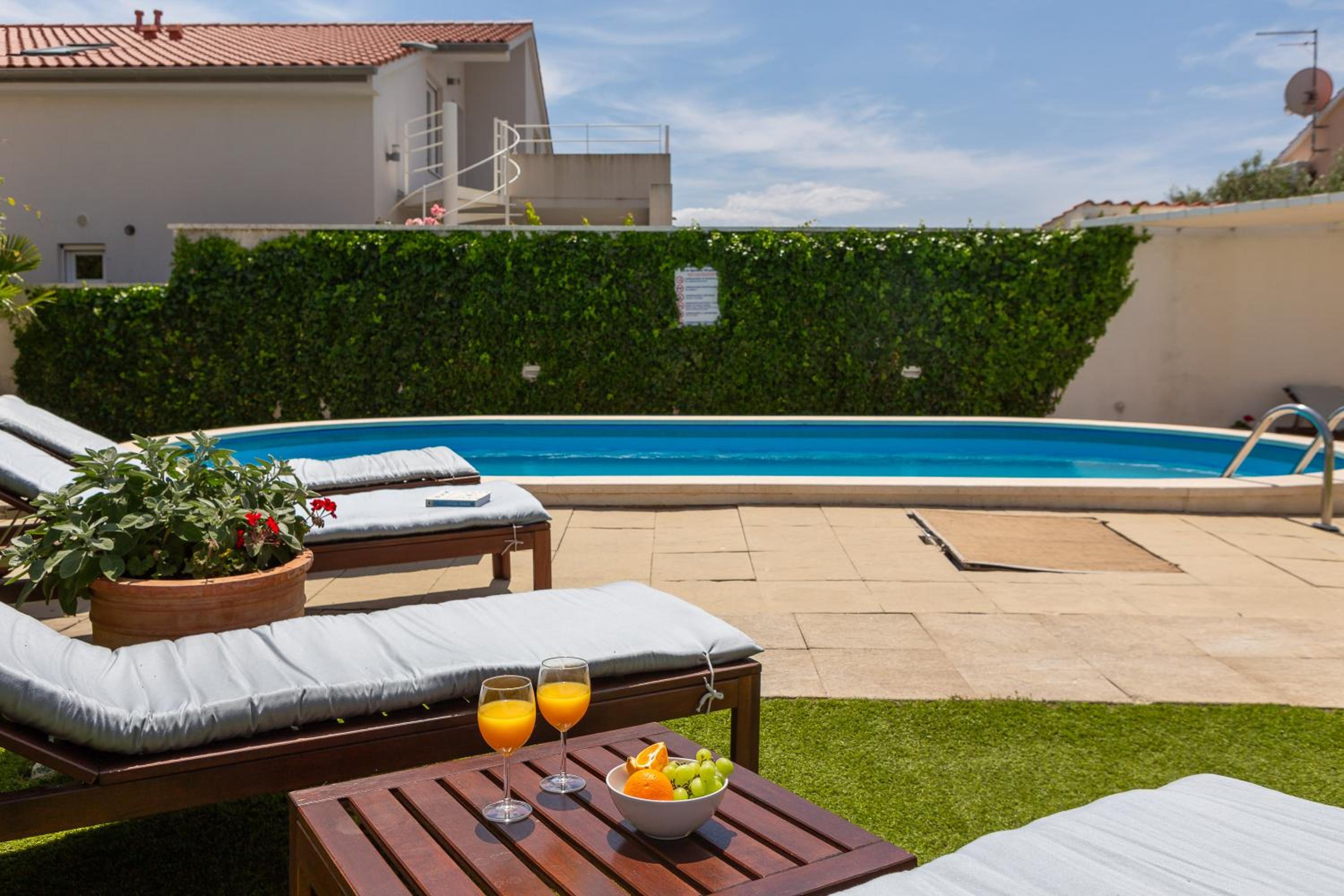 One-Bedroom Apartment with Balcony - Photo 39