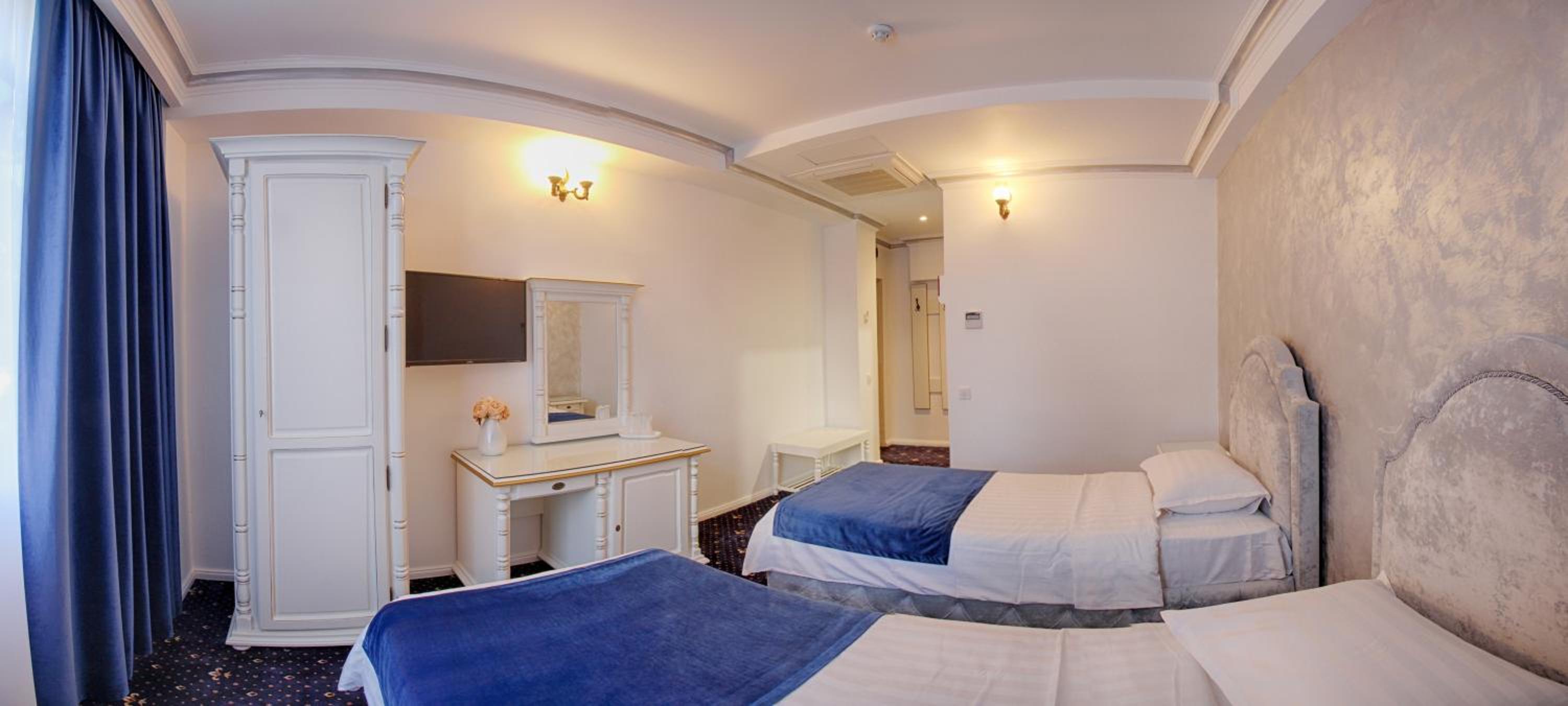 Twin Room - Photo 4