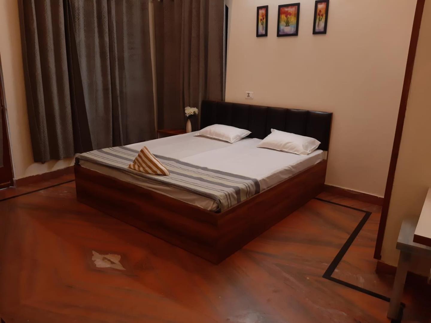 Double Room with Balcony photo 3