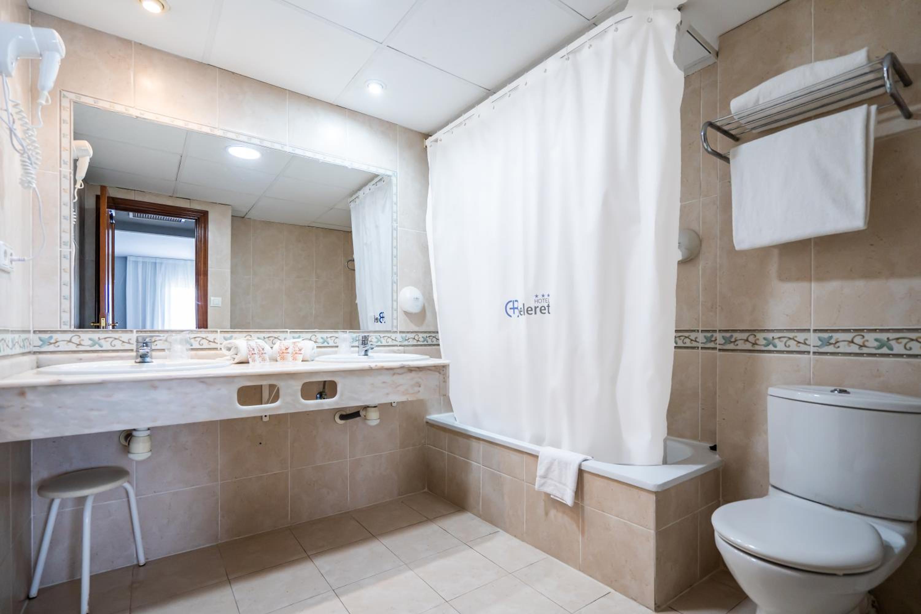 Triple Room - Photo 7