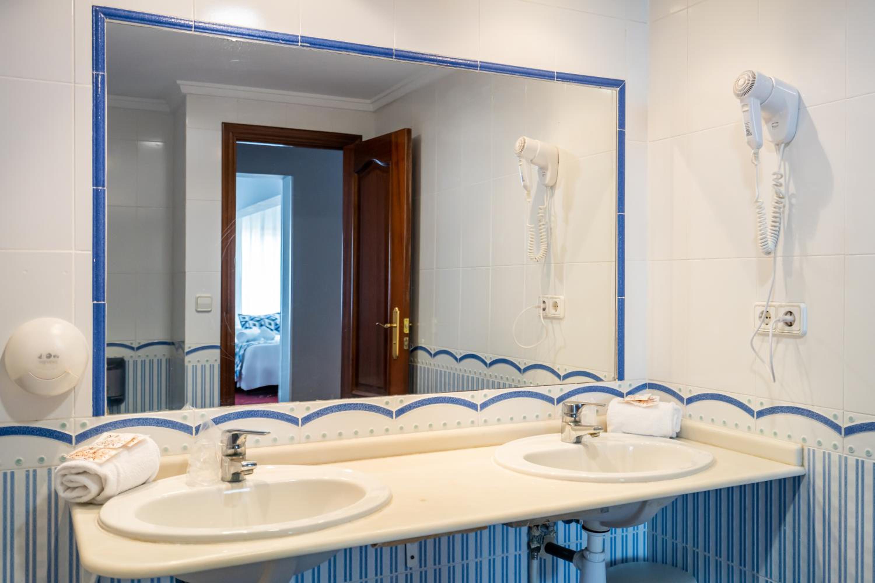 Triple Room - Photo 3