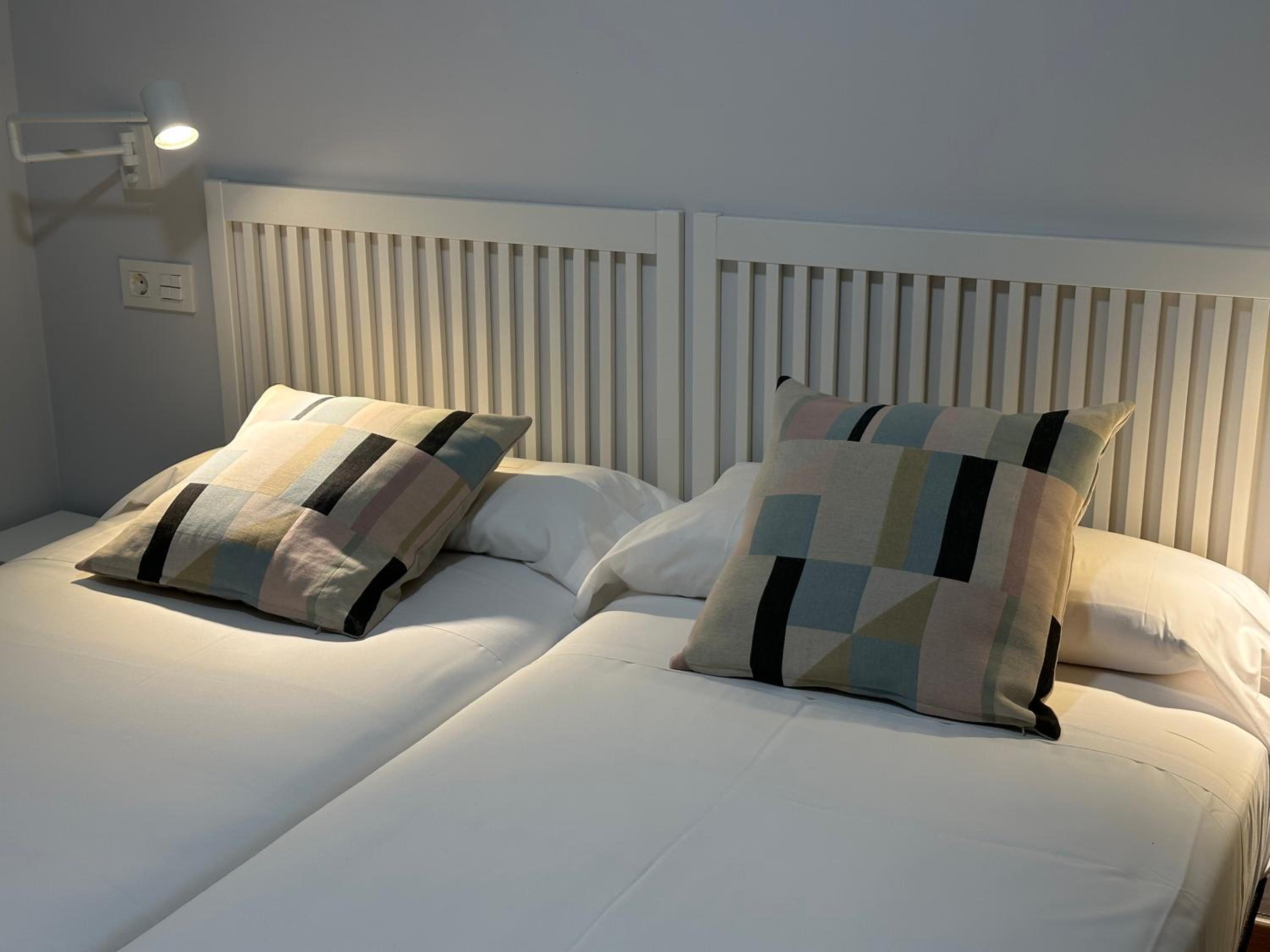 One-Bedroom Apartment, photo 7