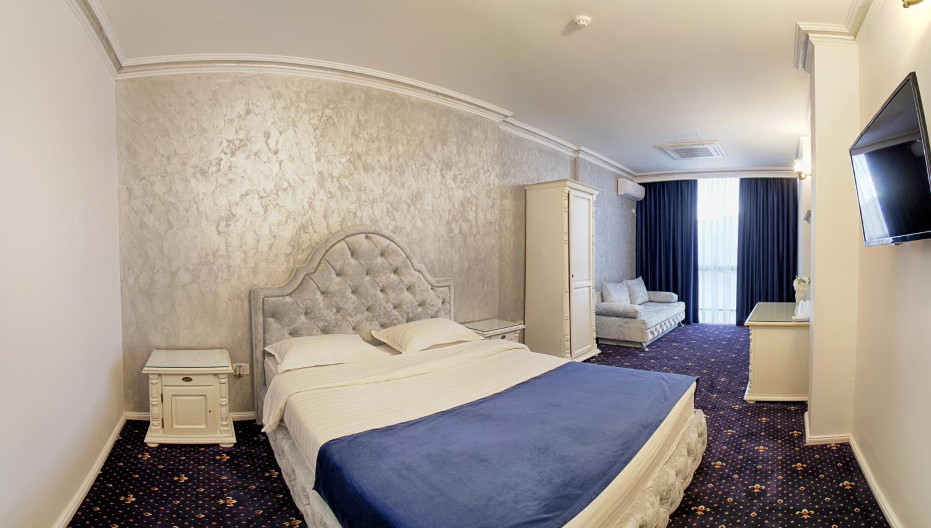 Quadruple Room - Photo 6