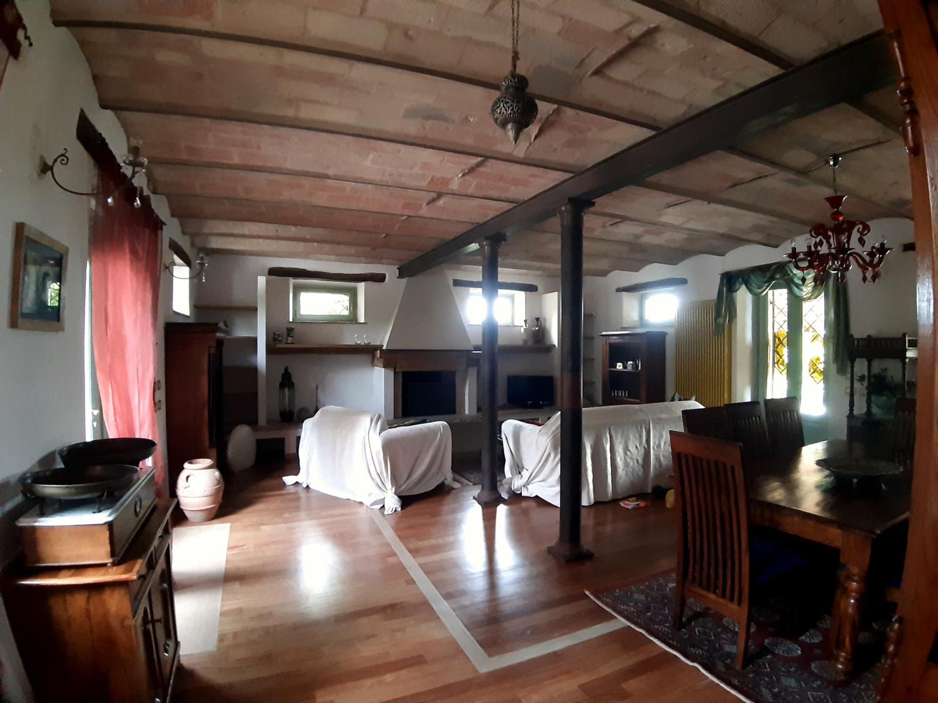Four-Bedroom House photo 2