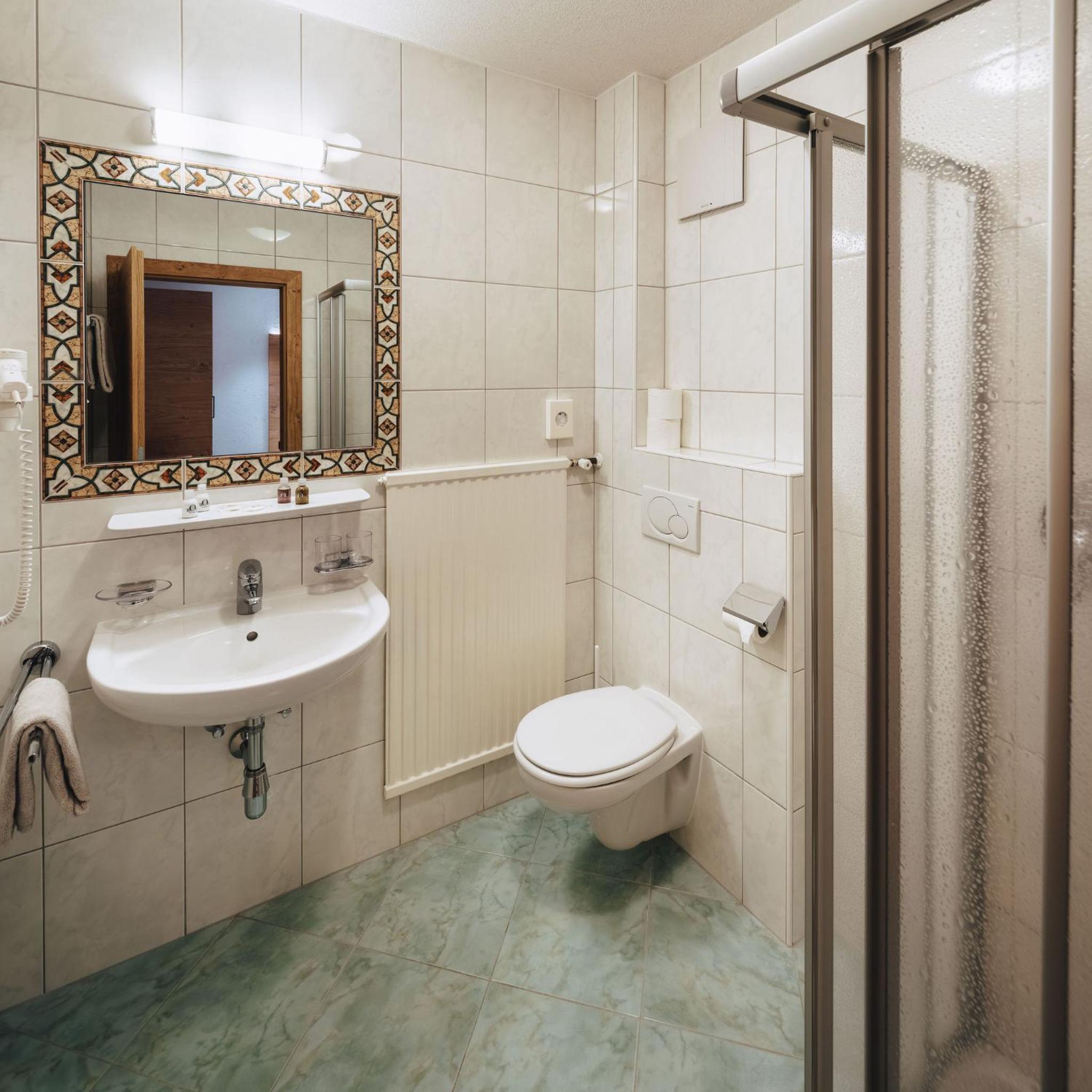 Small Double Room - Photo 2