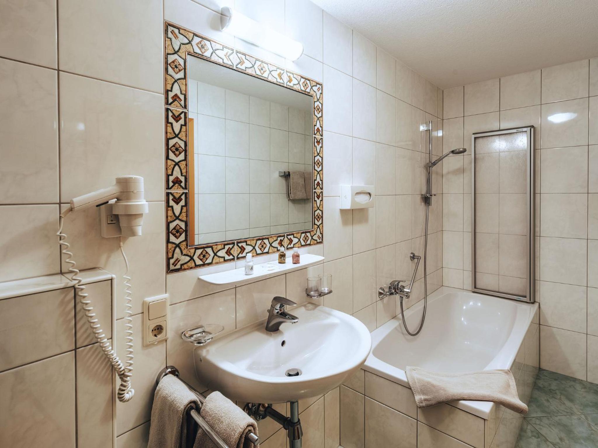Double Room - Photo 4
