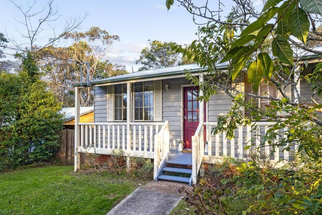 Three-Bedroom House photo 2