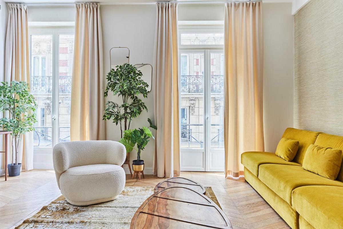 Apartment photo 2