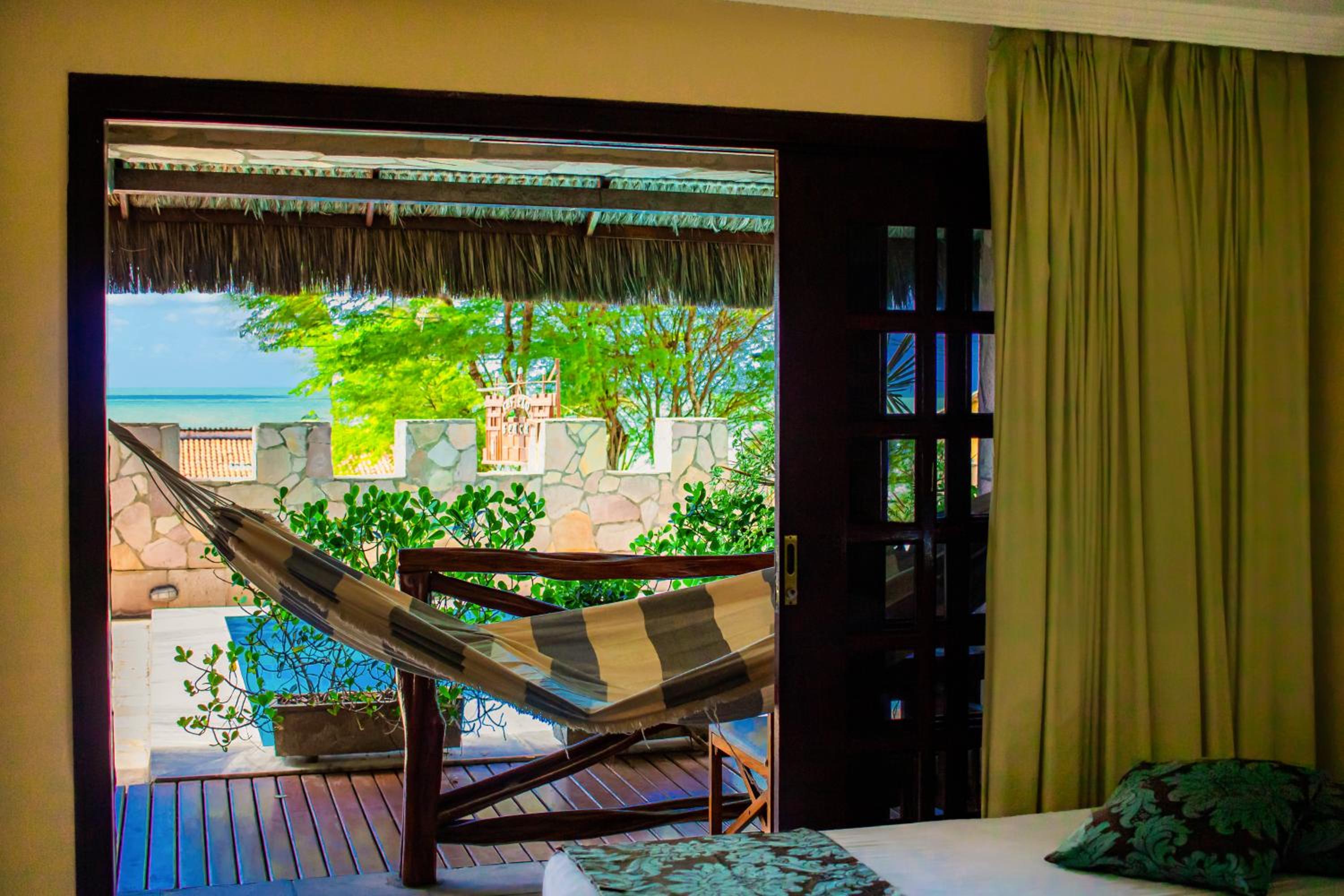 Double Room with Balcony and Sea View photo 3