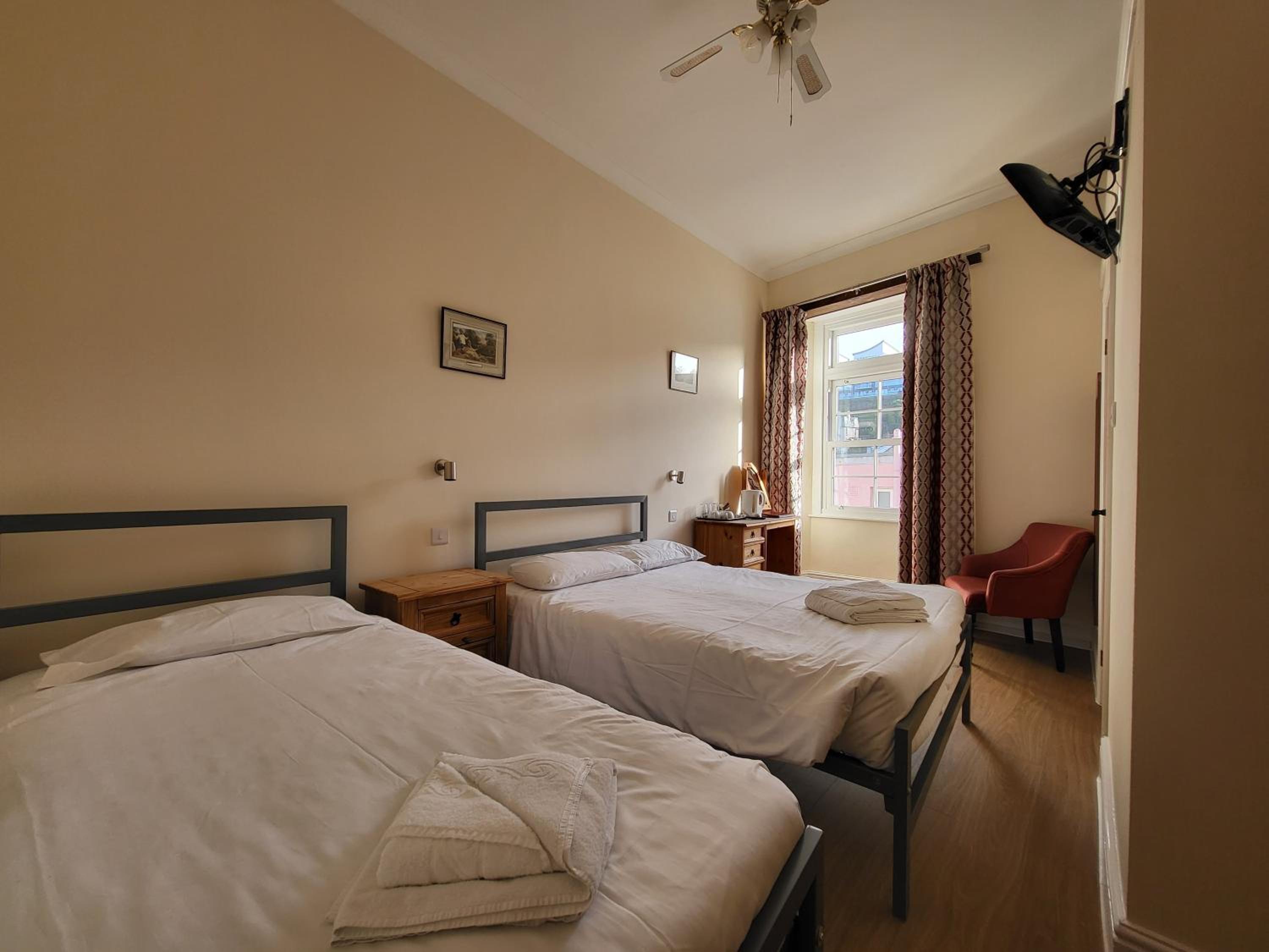 Standard Triple Room photo 1