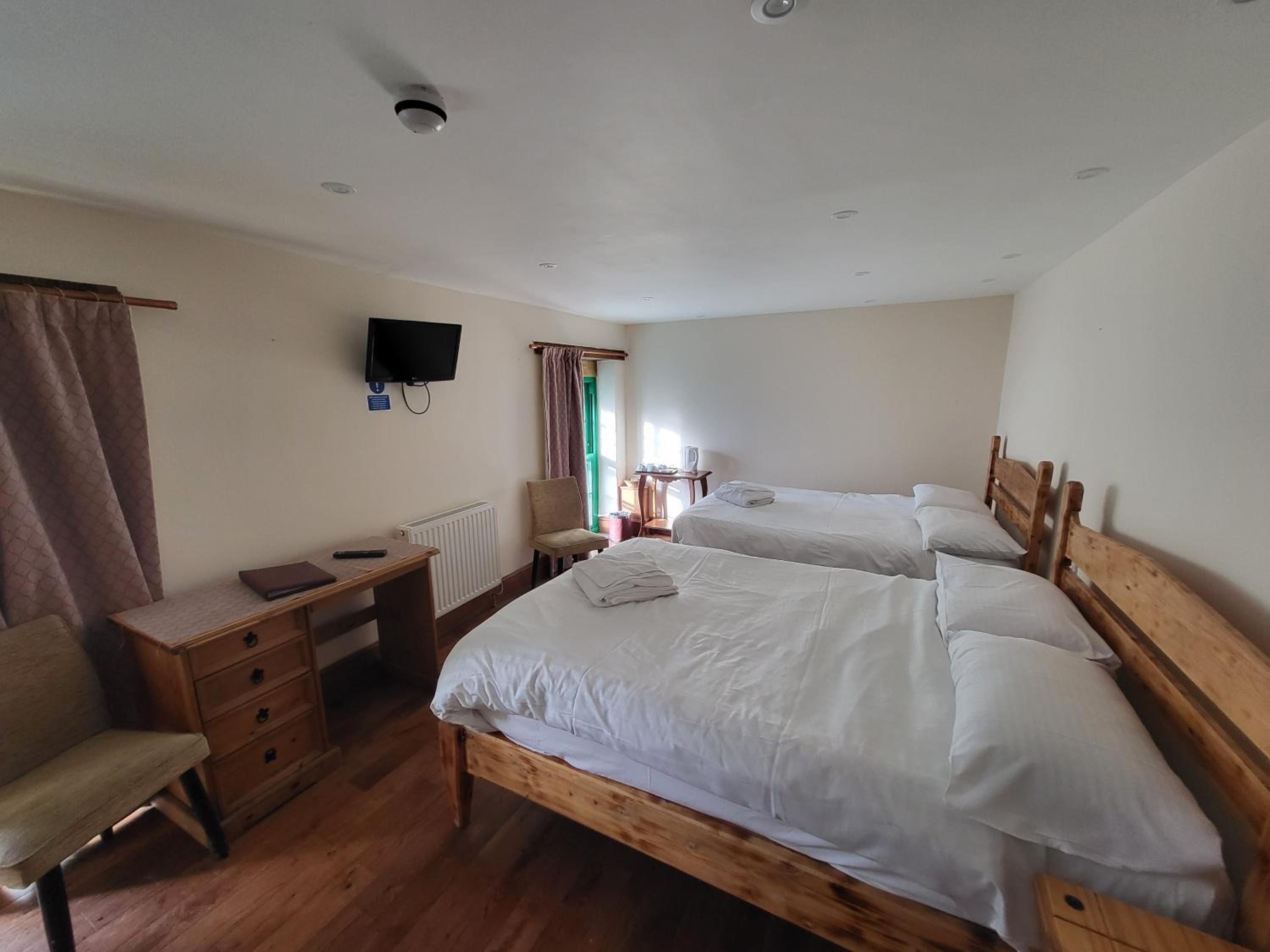 Quadruple Room photo 2