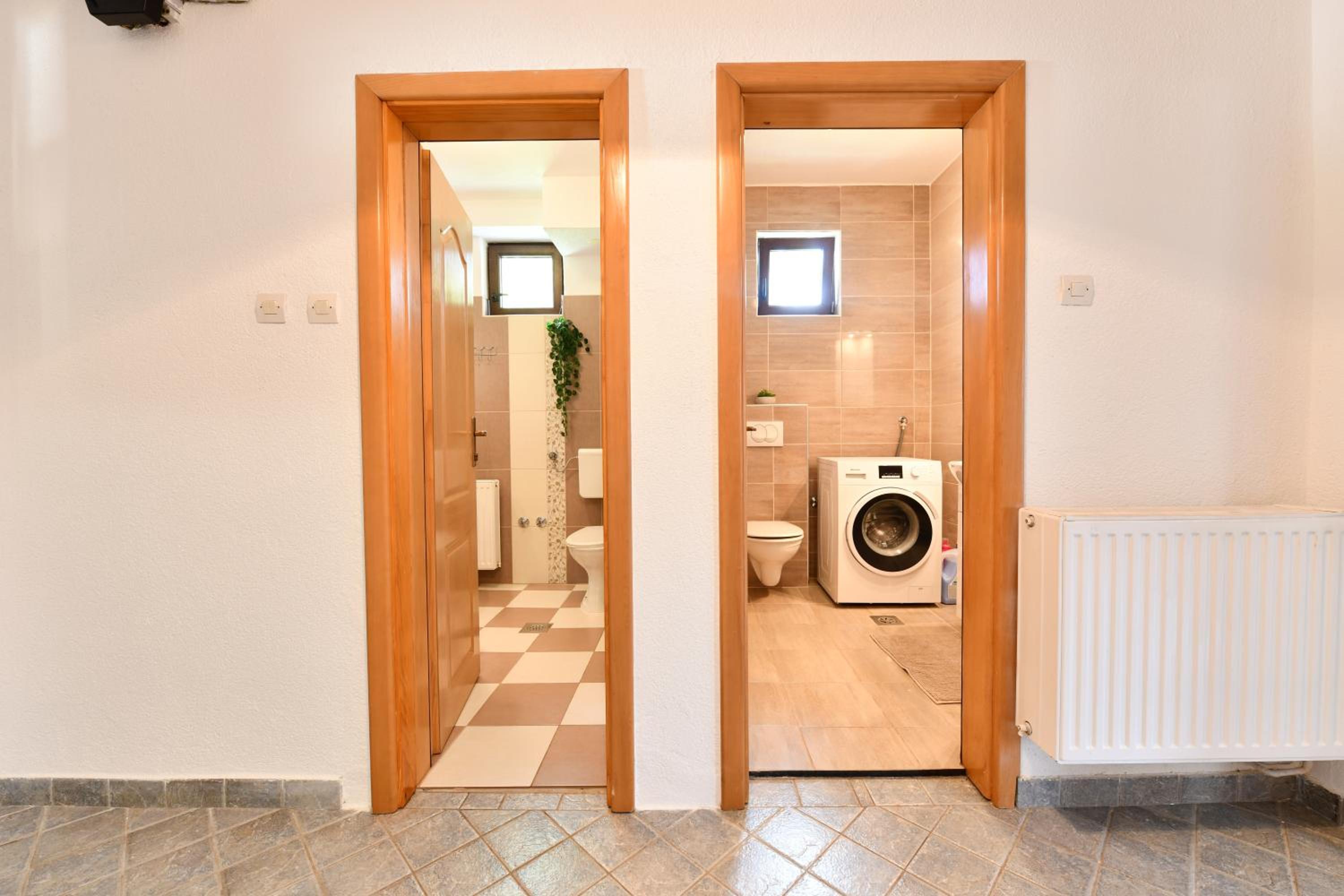One-Bedroom Apartment - Photo 19