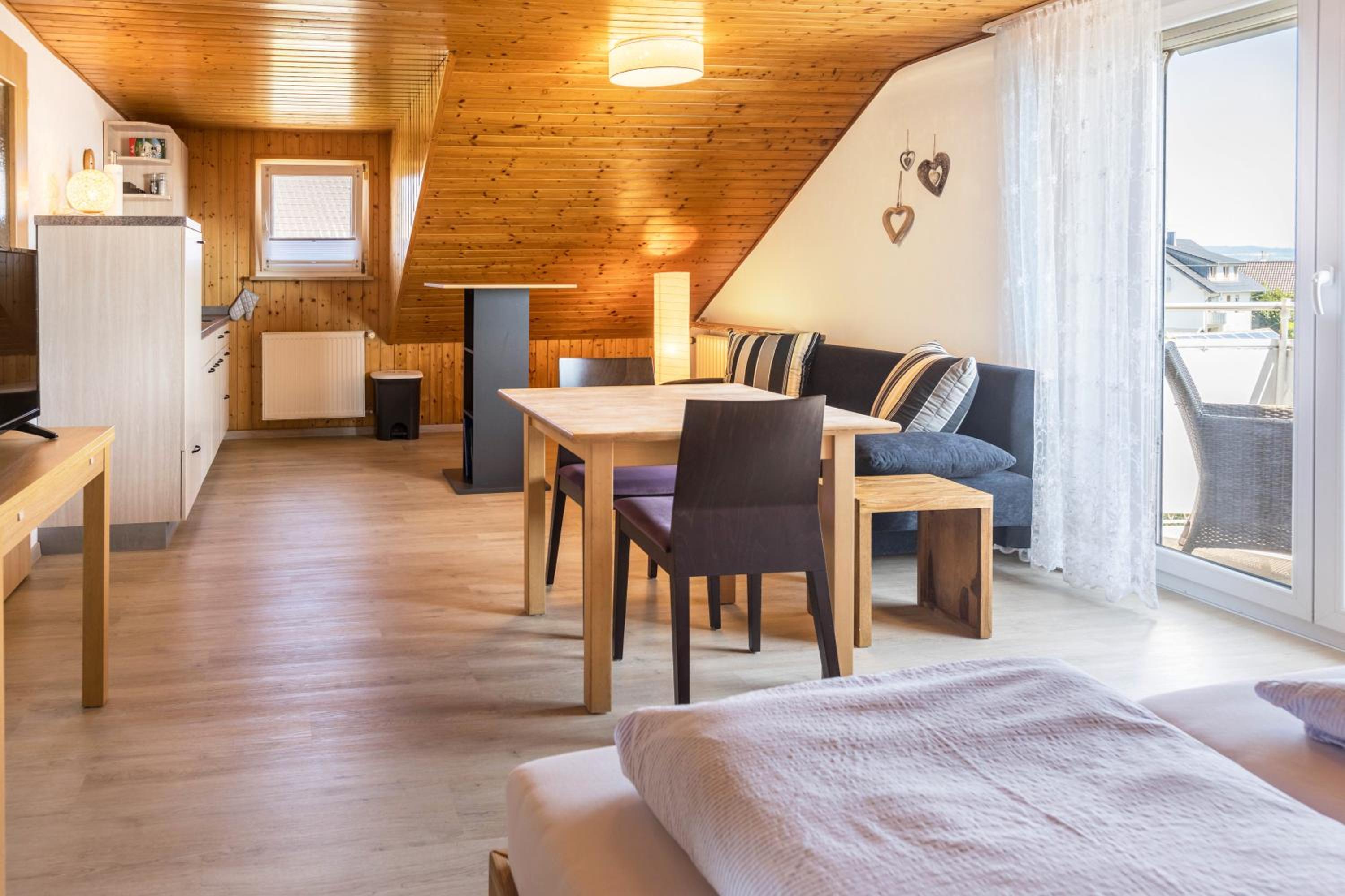 Superior One-Bedroom Apartment with Balcony photo 1